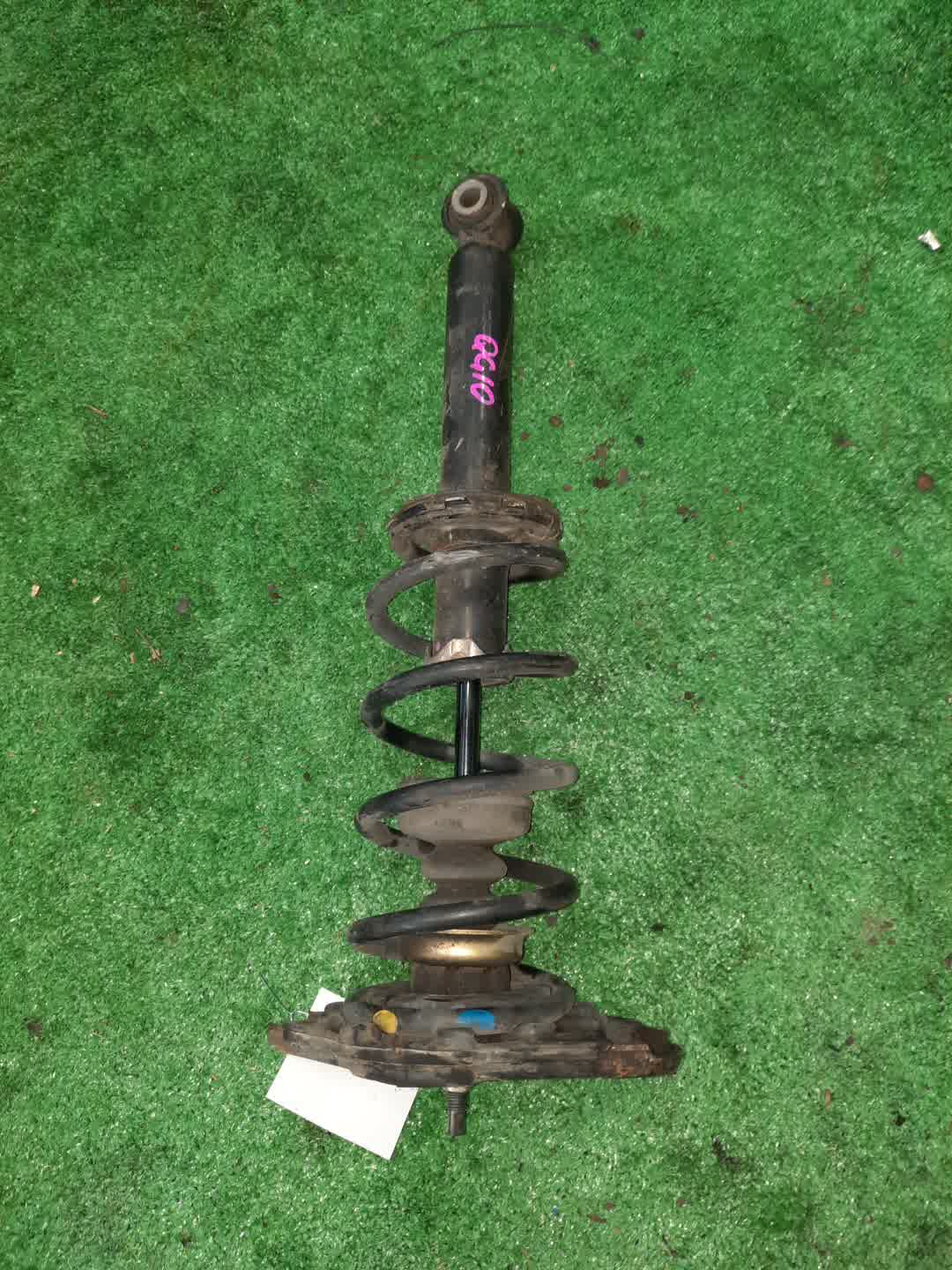 Стойка правая задняя NISSAN SUNNY, BLUEBIRD SYLPHY B15, G10 QG13DE, QG15DE, QG18DD, QG18DE 1 ракурс