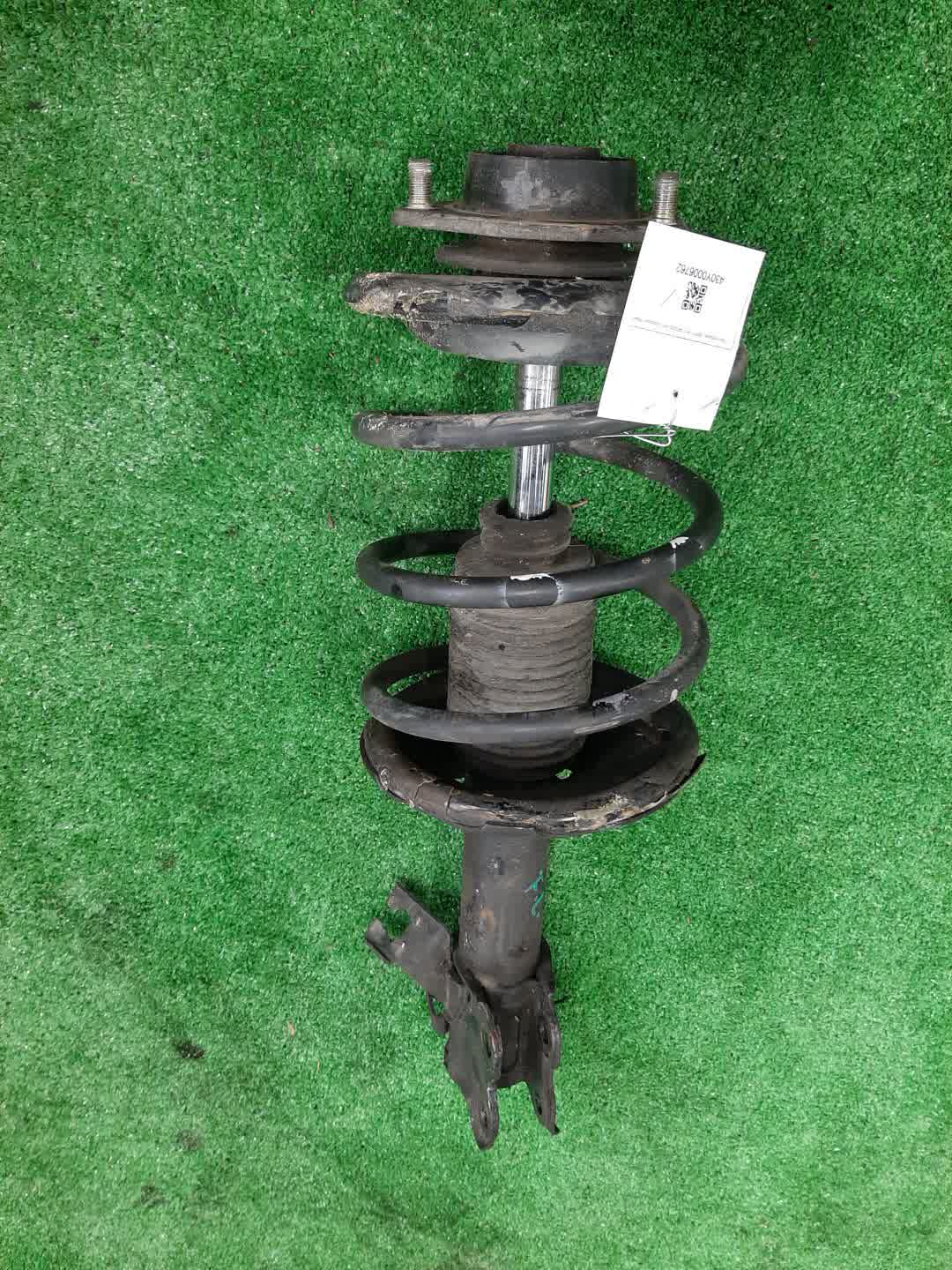 Стойка левая передняя NISSAN LIBERTY RM12, RNM12, PNM12, PM12 QR20DE, SR20DE, SR20DET 1 ракурс