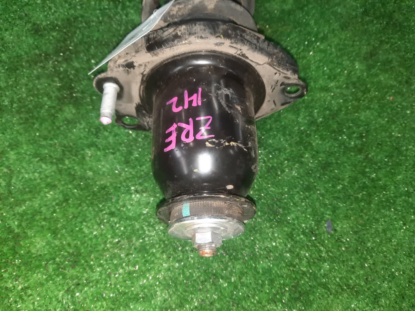 Стойка левая задняя TOYOTA COROLLA, OPA, PREMIO, COROLLA SPACIO, VISTA, ALLION, COROLLA FIELDER, ALLEX, COROLLA RUNX, SIENTA, WILL VS, VISTA ARDEO, COROLLA  AXIO NZE121, NZE120, NZE141, ZZE122, CE121, ZZE123, ACT10, ZCT10, ZZT240, NZT240, AZT240, NZE