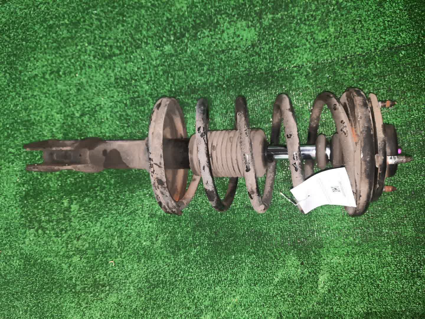Стойка правая передняя MITSUBISHI DION CR6W, CR9W, CR5W 4G94, 4G63, 4G93, 4G93T 1 ракурс