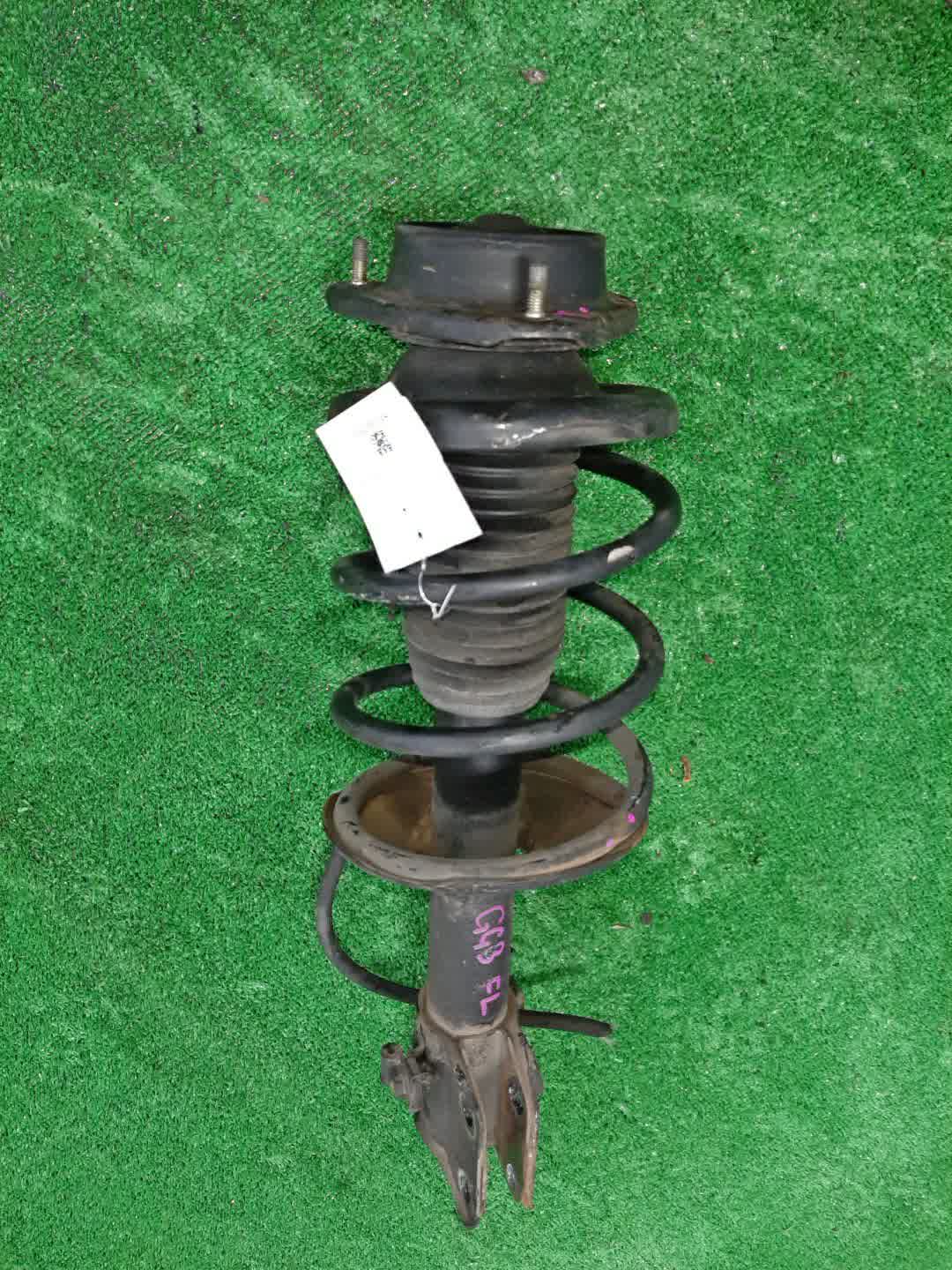 Стойка левая передняя SUBARU IMPREZA GG2, GG9, GGD, GG3, GGC, GD3, GD2, GD9 EJ15E, EJ20DE, EL15 1 ракурс Стойка левая передняя SUBARU IMPREZA GG2, GG9, GGD, GG3, GGC, GD3, GD2, GD9 EJ15E, EJ20DE, EL15 1 ракурс