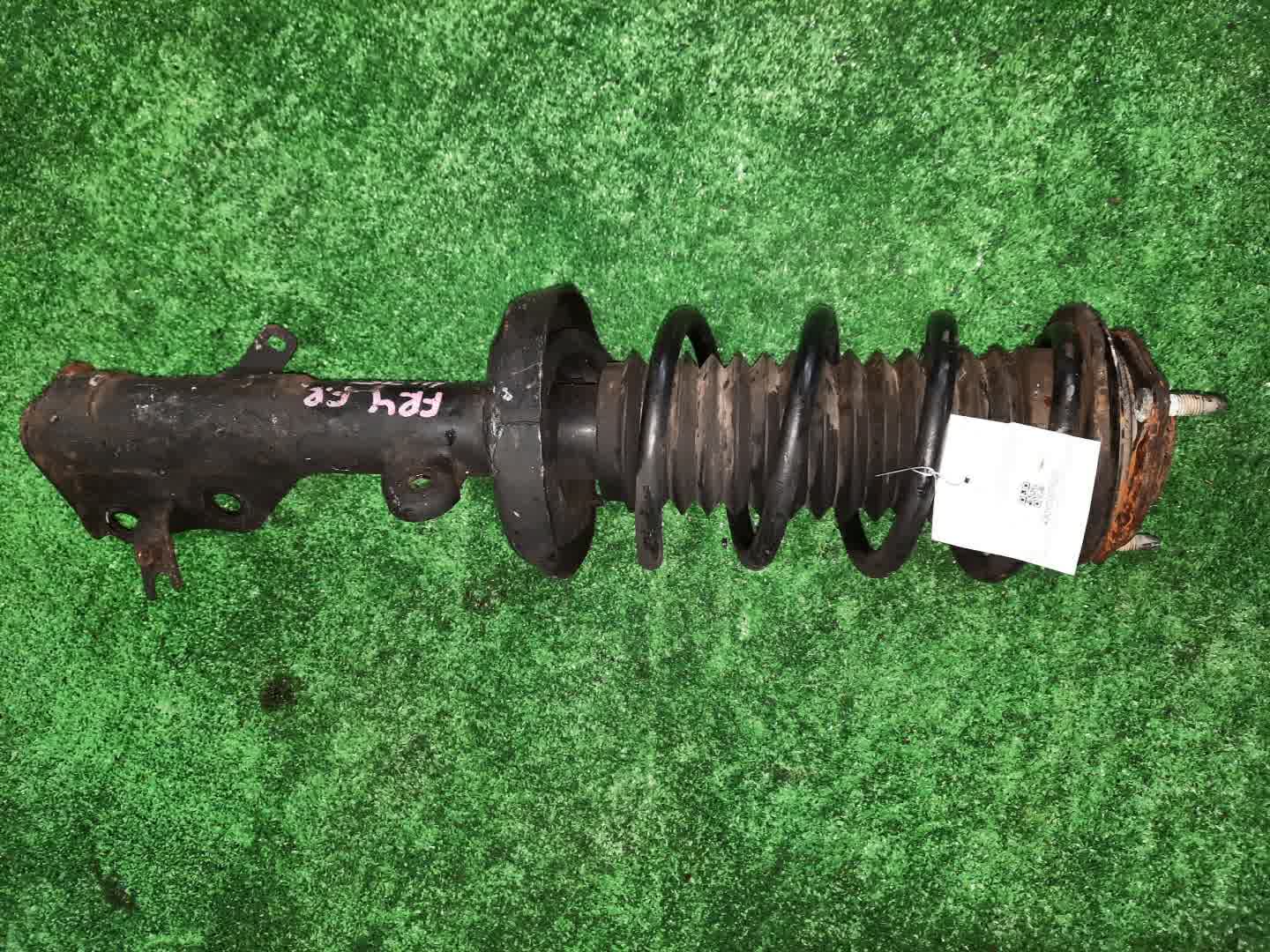 Стойка правая передняя HONDA JADE FR4 LEB 1 ракурс