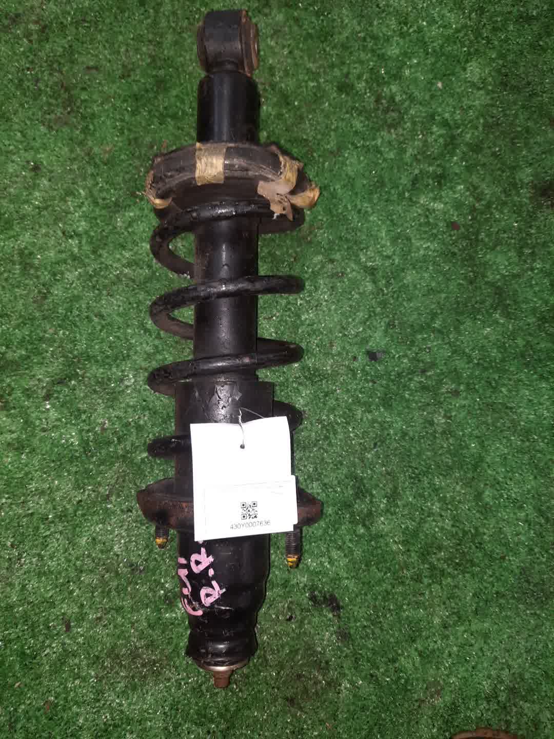 Стойка правая задняя HONDA CIVIC, CIVIC FERIO EU3, ES1, EU1, ES2, ES3, EU4, ES9, EU2, ET2 D17A, D15B, LDA 1 ракурс