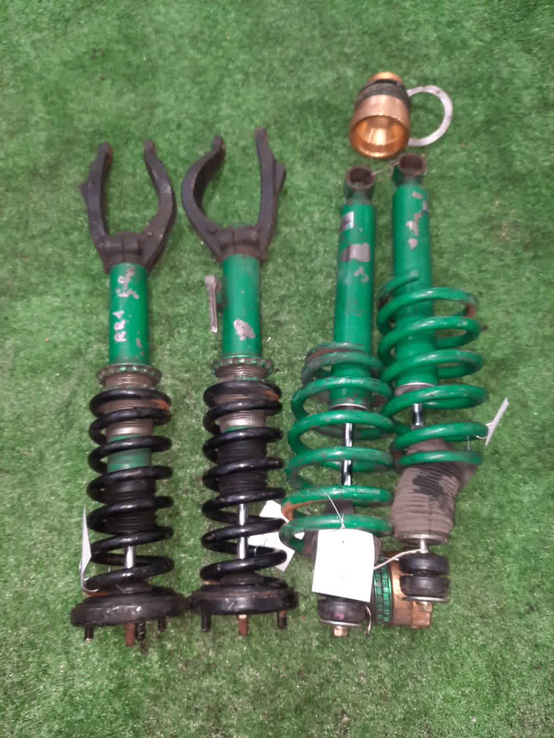 Стойка левая передняя HONDA ELYSION RR1 K24A 1 ракурс