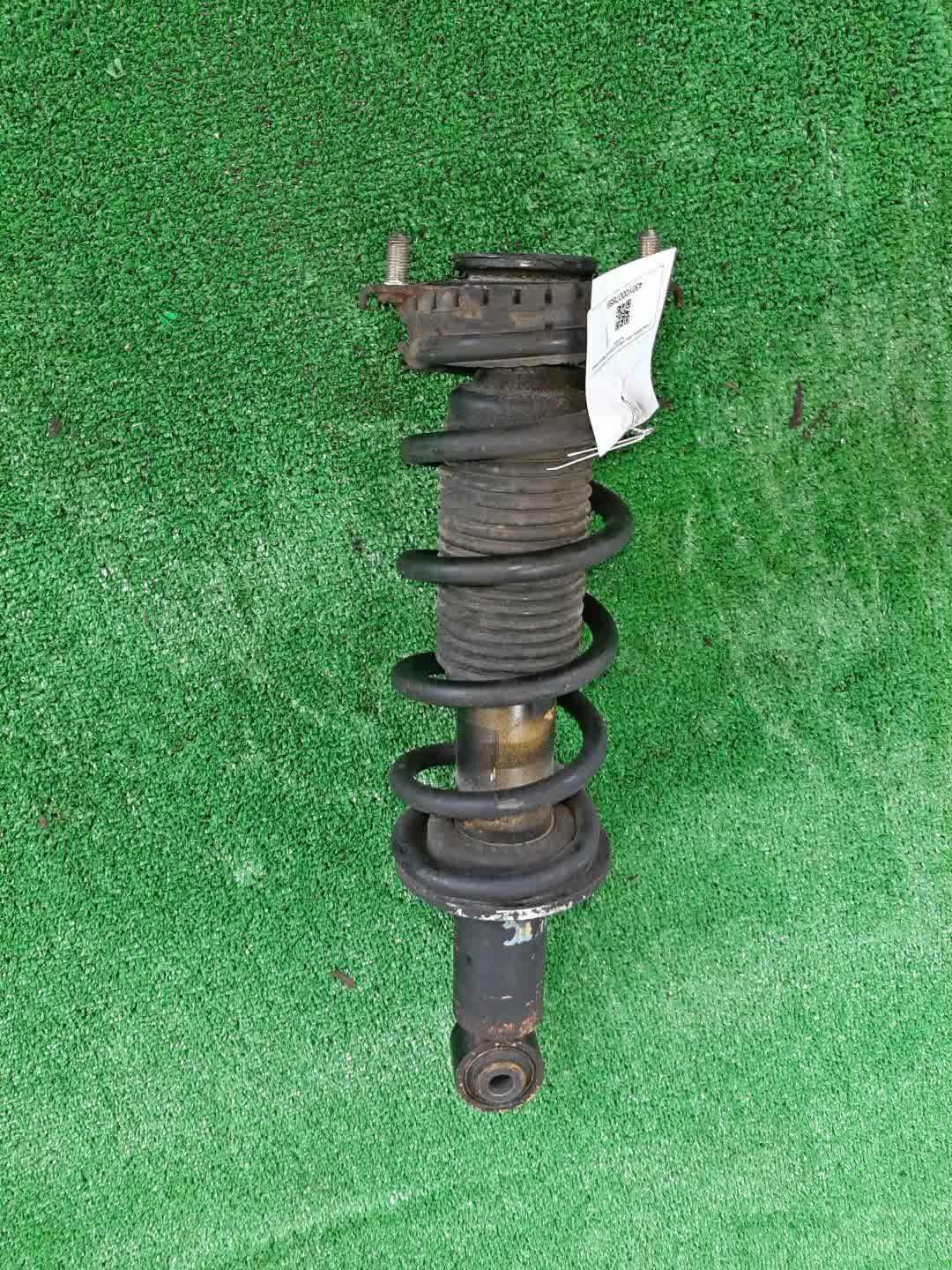 Стойка правая задняя SUBARU LEGACY BEE, BES, BE5, BH5, BL5, BP9, BP5, BPE, BHC, BE9, BLE, BL9 EZ30DE, EJ20TT, EJ20DE, EJ20E, EJ20T, EJ25E, EJ25DE, EJ25T 1 ракурс