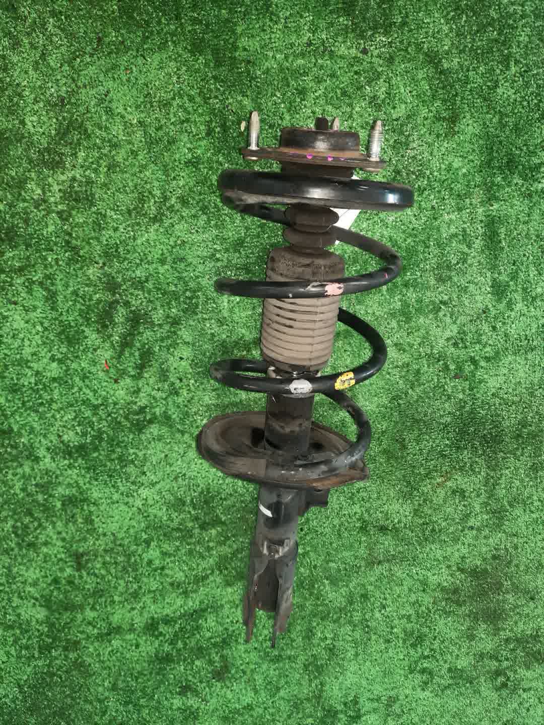 Стойка левая передняя MITSUBISHI GALANT, GALANT FORTIS CX6A, CX4A, CX3A, CY4A, CY3A, CY6A 4J10, 4B11, 4B10 1 ракурс