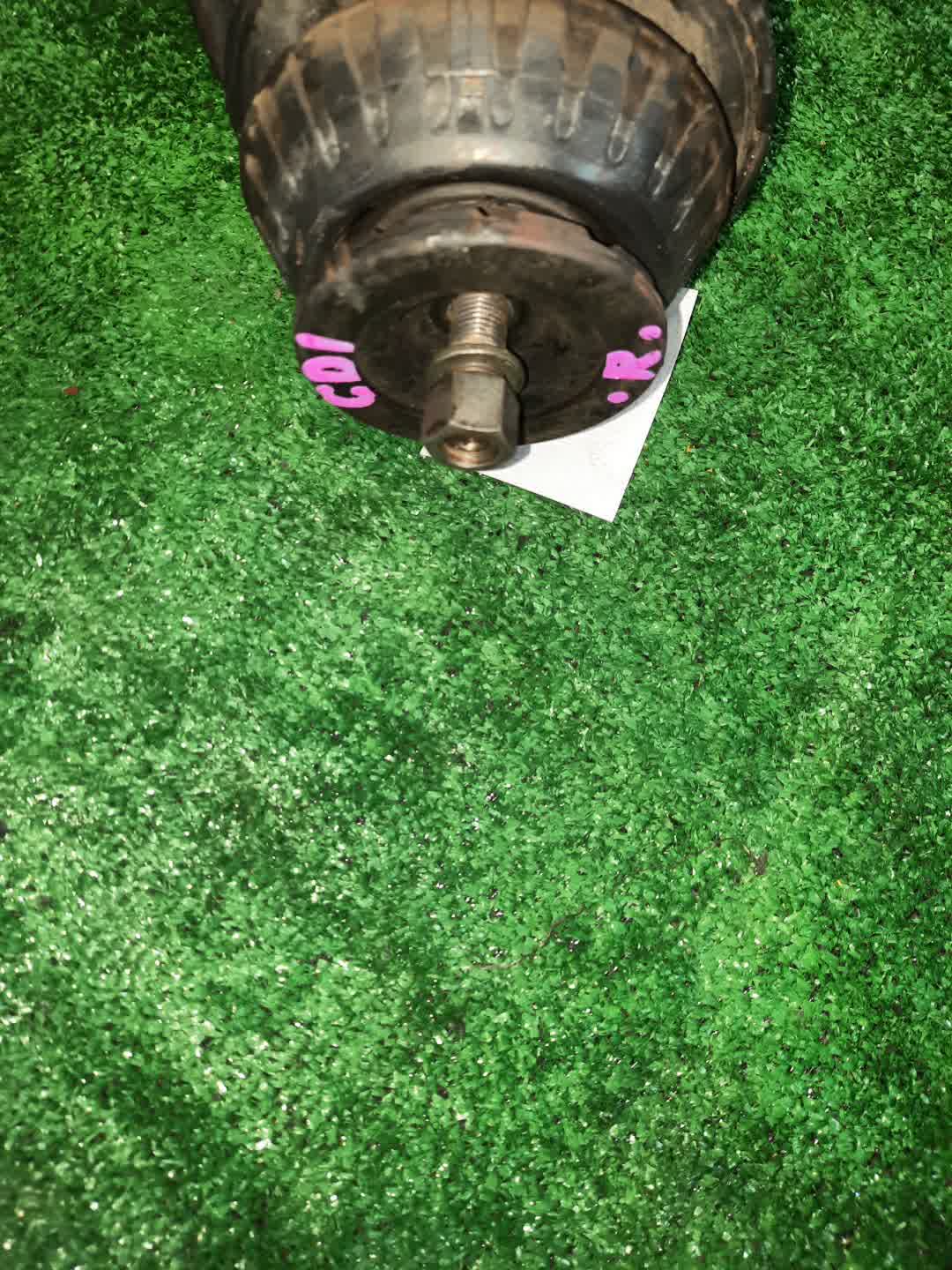 Стойка правая передняя HONDA FIT GD3, GD1 L15A, L13A 2 ракурс