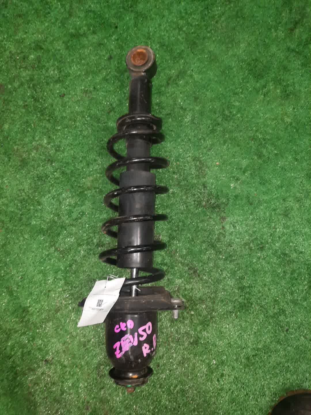 Стойка правая задняя TOYOTA COROLLA, OPA, PREMIO, COROLLA SPACIO, VISTA, ALLION, COROLLA FIELDER, ALLEX, COROLLA RUNX, SIENTA, WILL VS, VISTA ARDEO, COROLLA  AXIO NZE121, NZE120, NZE141, ZZE122, CE121, ZZE123, ACT10, ZCT10, ZZT240, NZT240, AZT240, NZ