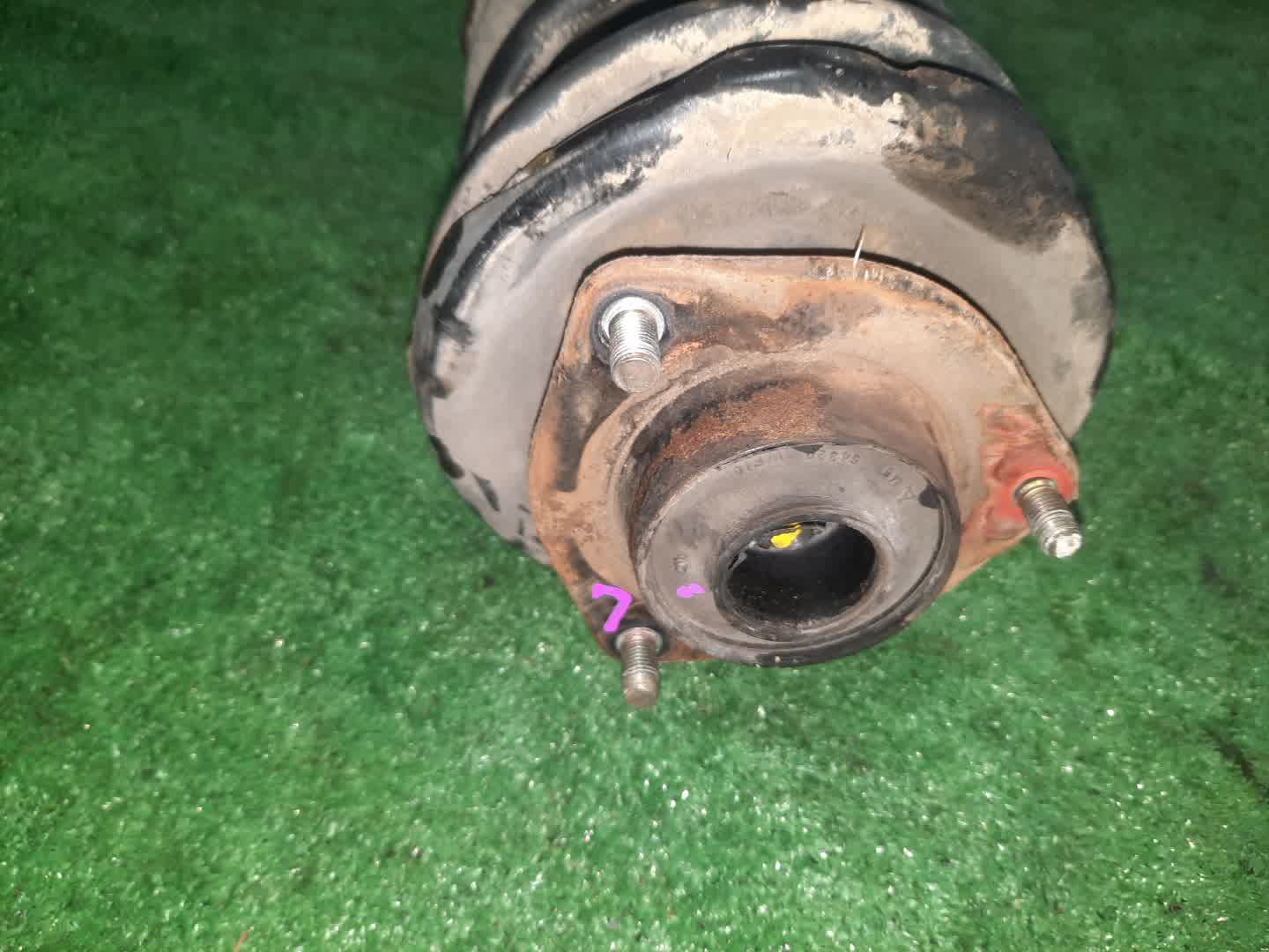 Стойка левая передняя NISSAN LIBERTY RM12, RNM12, PNM12, PM12 QR20DE, SR20DE, SR20DET 2 ракурс