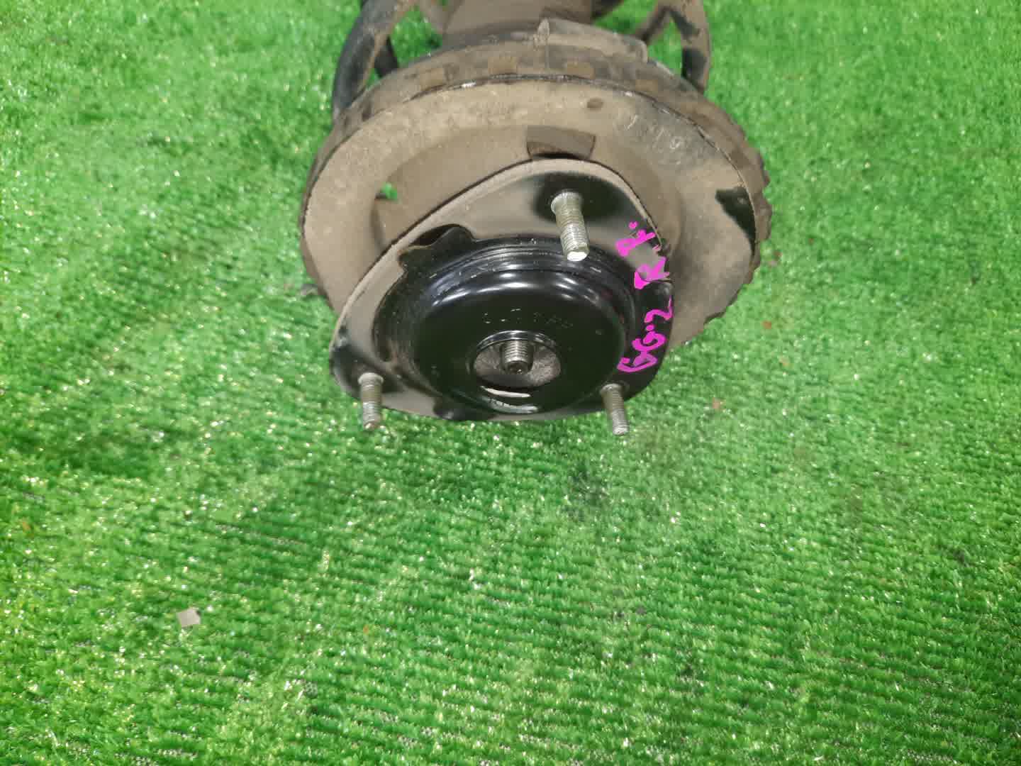 Стойка правая задняя SUBARU IMPREZA GG2, GGC, GD2 EJ15E, EL15 2 ракурс