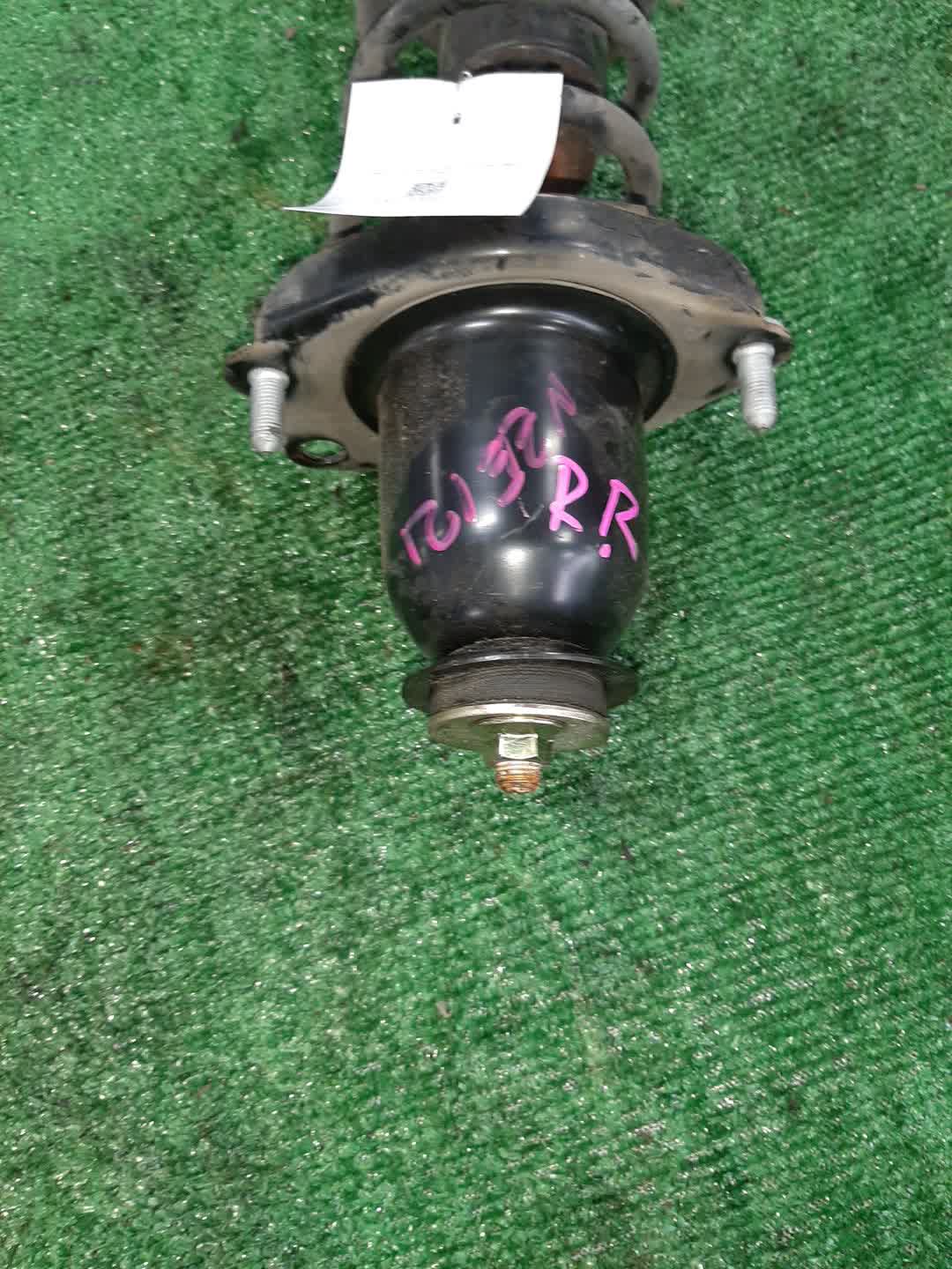 Стойка правая задняя TOYOTA COROLLA, OPA, PREMIO, COROLLA SPACIO, VISTA, ALLION, COROLLA FIELDER, ALLEX, COROLLA RUNX, SIENTA, WILL VS, VISTA ARDEO, COROLLA  AXIO NZE121, NZE120, NZE141, ZZE122, CE121, ZZE123, ACT10, ZCT10, ZZT240, NZT240, AZT240, NZ