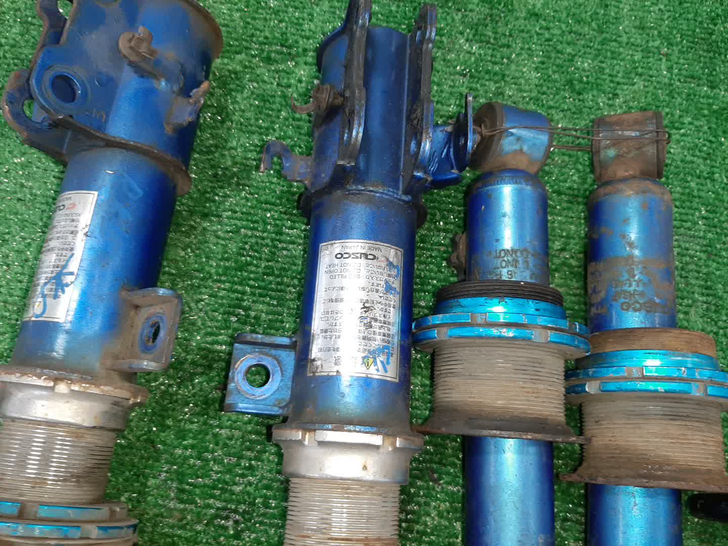 Стойка левая передняя HONDA STEPWGN RK1, RK2, RK4, RK5, RK3, RK6, RK7 R20A 3 ракурс