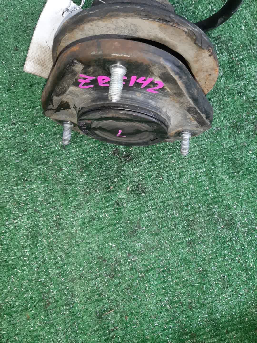 Стойка левая передняя TOYOTA COROLLA, PREMIO, COROLLA SPACIO, WISH, ALLION, COROLLA FIELDER, ALLEX, COROLLA RUNX, WILL VS, COROLLA  AXIO ZZE124, NZE121, NZE120, ZZE122, NZE124, CE121, ZRT265, ZZT240, NZT240, ZRT260, ZZT245, NZT260, ZRT261, NZE121N, Z