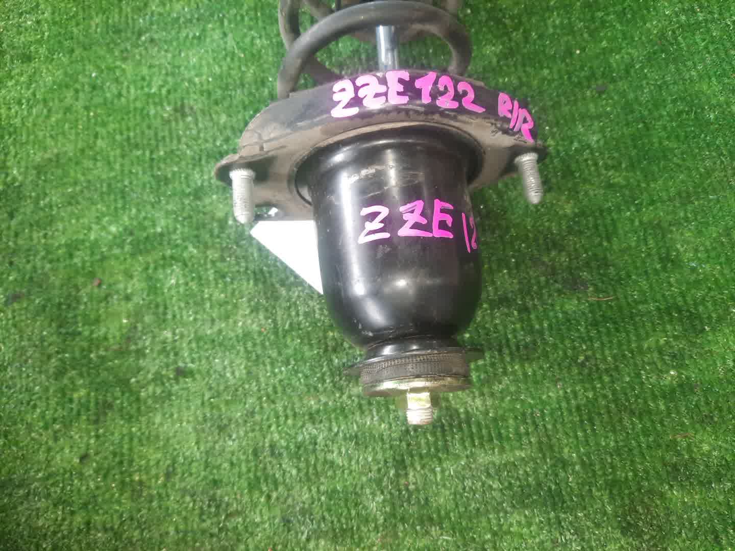 Стойка правая задняя TOYOTA COROLLA, OPA, PREMIO, COROLLA SPACIO, VISTA, ALLION, COROLLA FIELDER, ALLEX, COROLLA RUNX, SIENTA, WILL VS, VISTA ARDEO, COROLLA  AXIO NZE121, NZE120, NZE141, ZZE122, CE121, ZZE123, ACT10, ZCT10, ZZT240, NZT240, AZT240, NZ