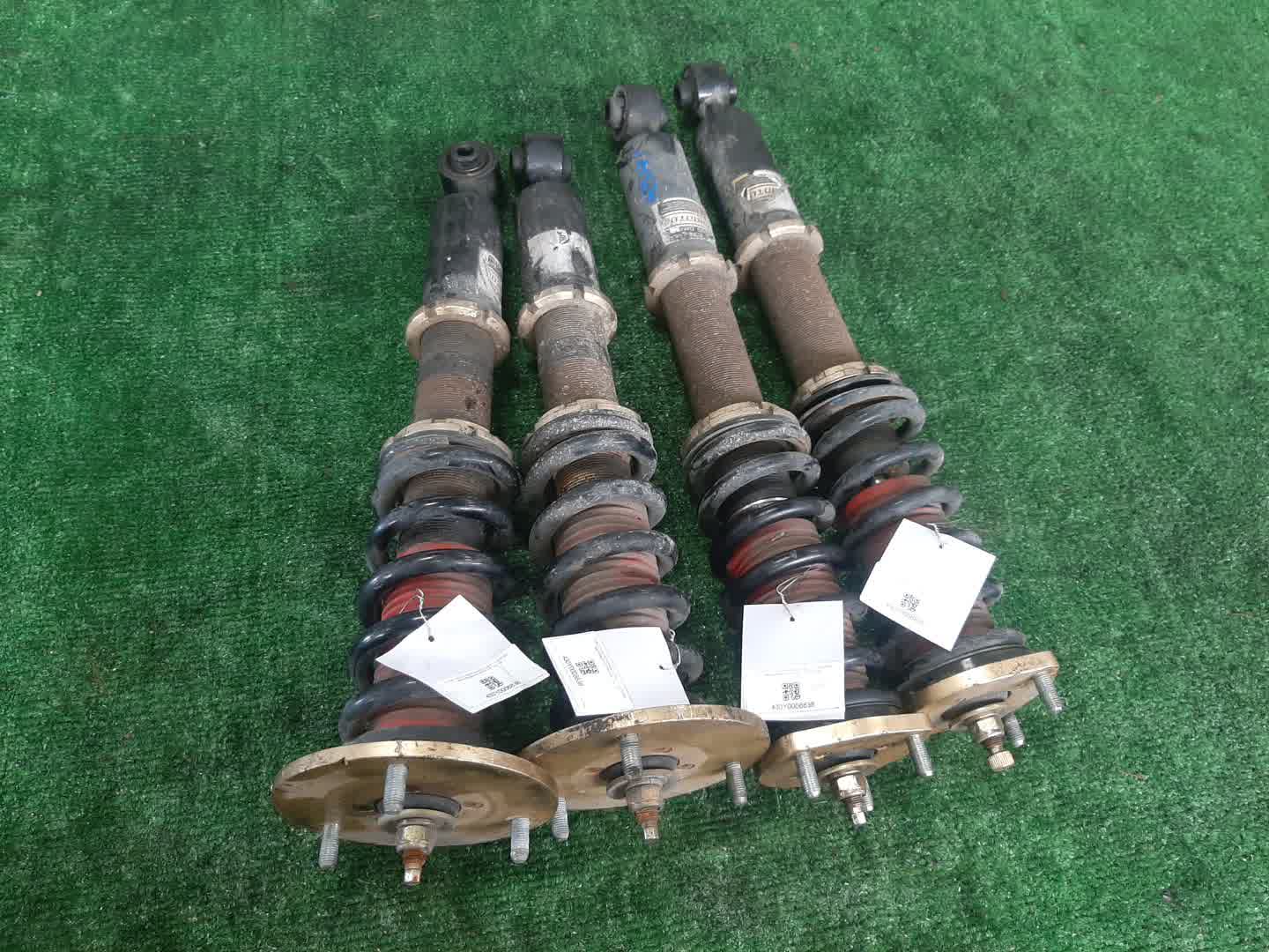 Стойка левая TOYOTA CROWN MAJESTA UZS171 1UZ-FE 1 ракурс
