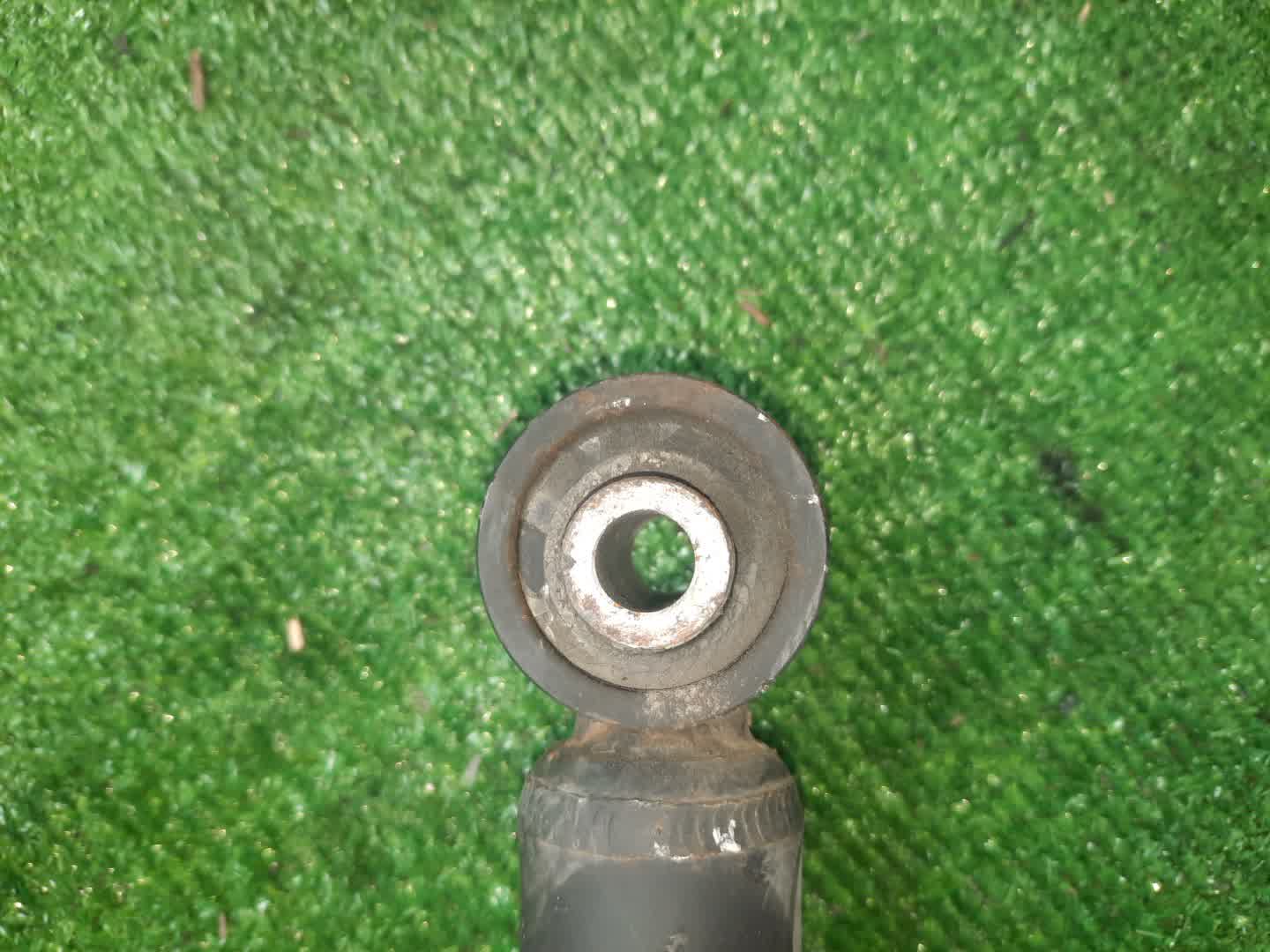 Стойка правая задняя NISSAN SUNNY, BLUEBIRD SYLPHY B15, G10 QG13DE, QG15DE, QG18DD, QG18DE 3 ракурс