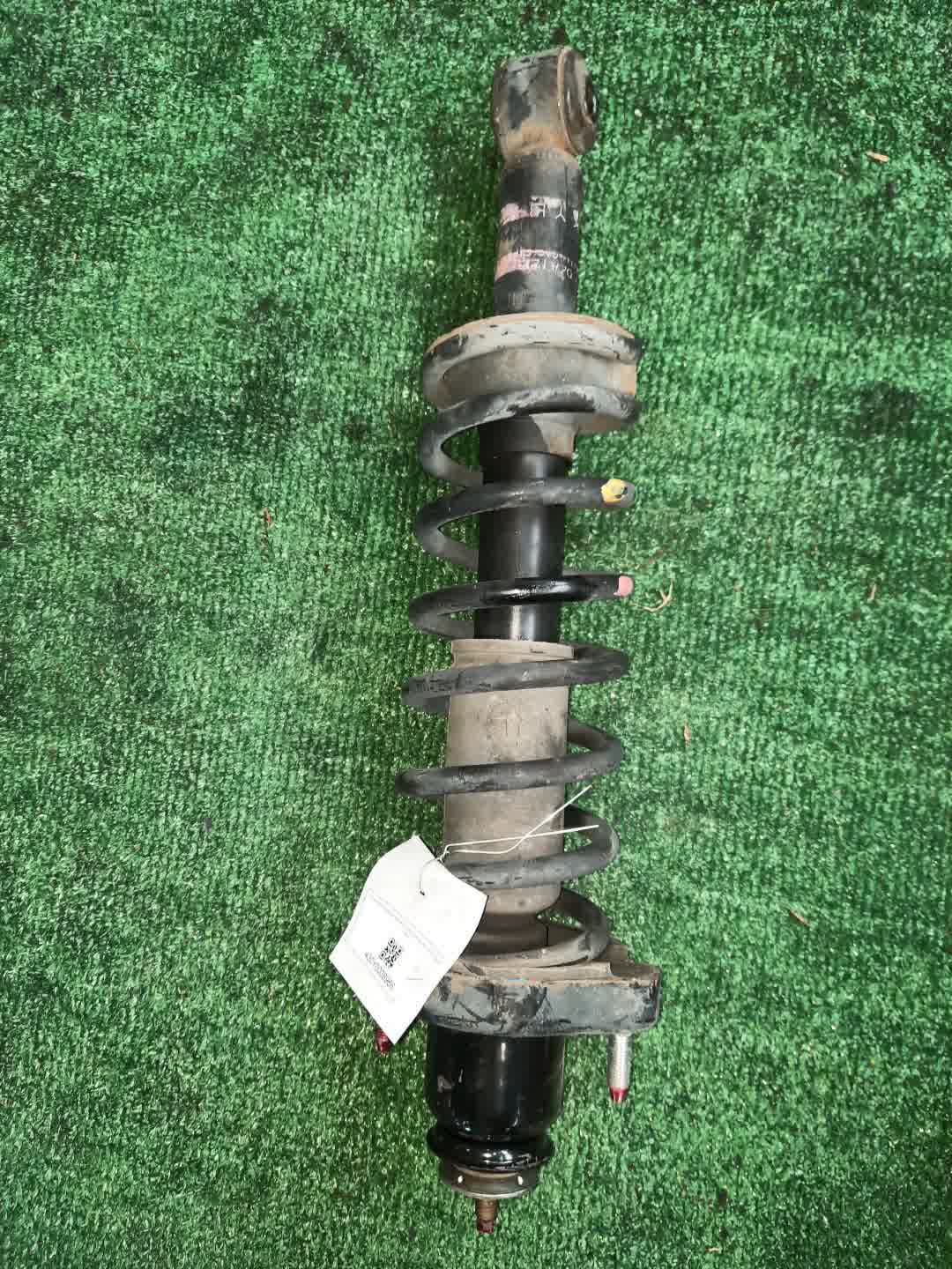 Стойка правая задняя MITSUBISHI GALANT, GALANT FORTIS CX6A, CX4A, CX3A, CY4A, CY3A, CY6A 4J10, 4B11, 4B10 1 ракурс