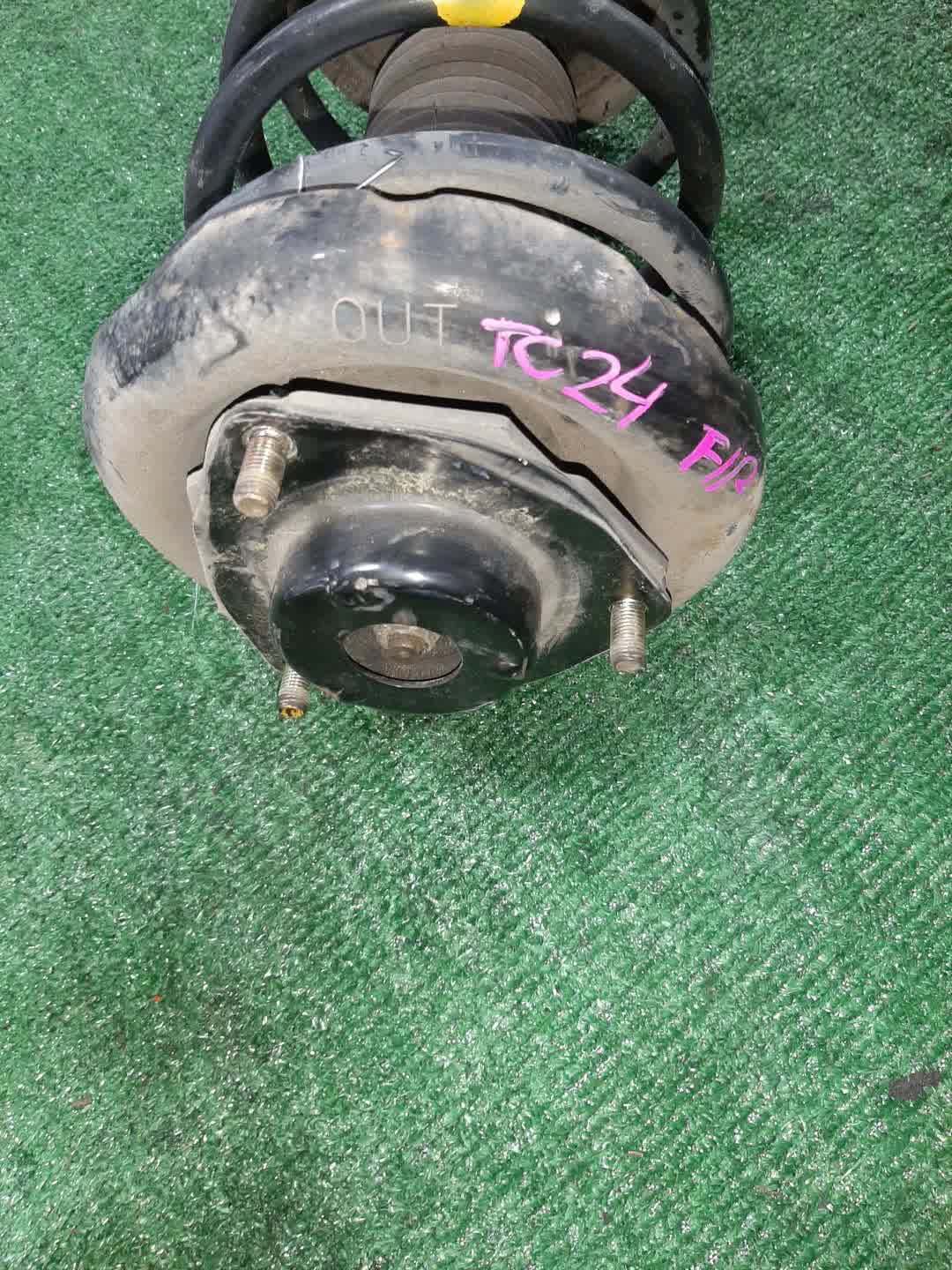 Стойка правая передняя NISSAN SERENA TNC24, TC24, RC24, PC24, PNC24, VC24, VNC24 QR20DE, QR25DE, SR20DE, YD25DDTI 2 ракурс