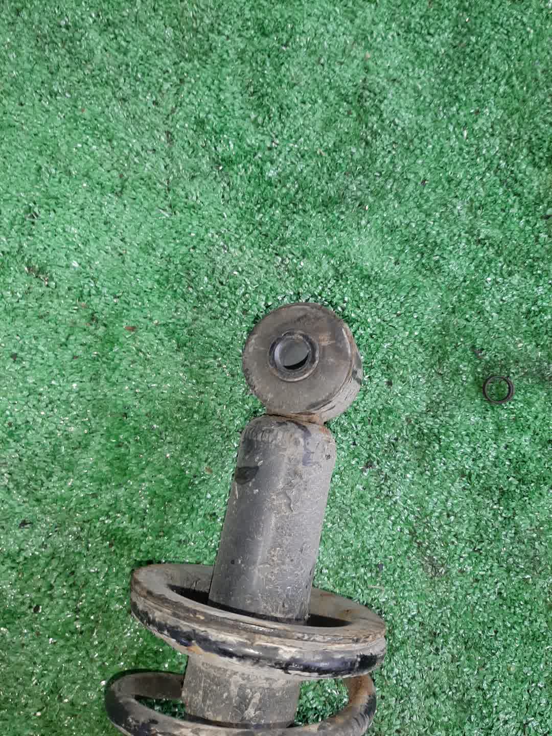 Стойка правая задняя MITSUBISHI COLT, COLT PLUS Z26A, Z24W, Z24A, Z28A, Z22A 4G19, 4A91, 4G15, 4A90 3 ракурс