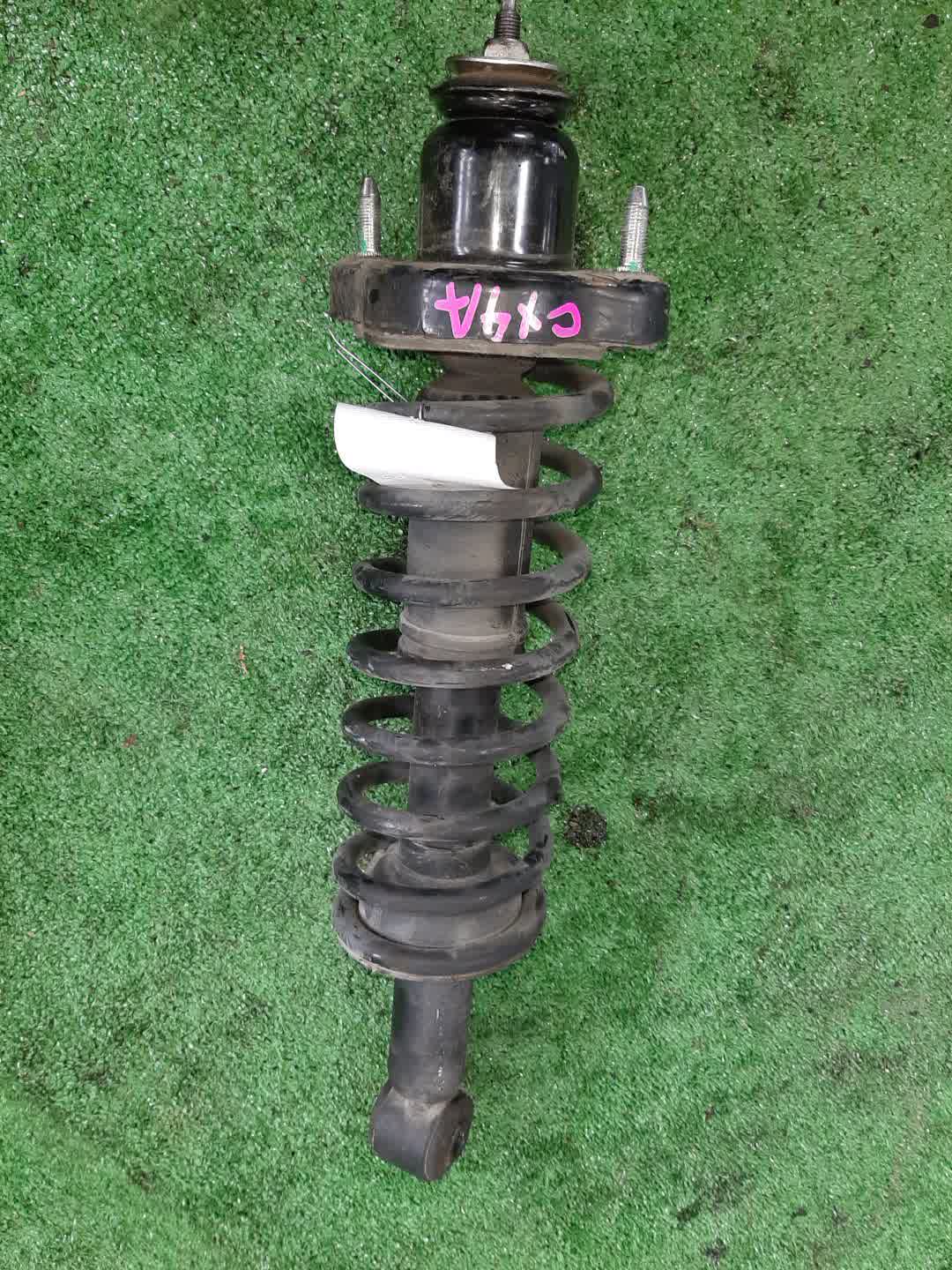 Стойка левая задняя MITSUBISHI GALANT FORTIS CX6A, CX4A, CX3A, CY4A, CY3A, CY6A 4J10, 4B11, 4B10 1 ракурс Стойка левая задняя MITSUBISHI GALANT FORTIS CX6A, CX4A, CX3A, CY4A, CY3A, CY6A 4J10, 4B11, 4B10 1 ракурс