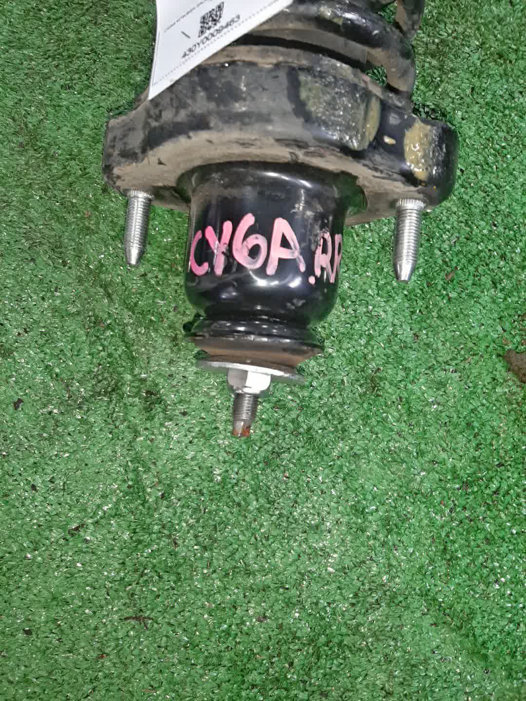 Стойка правая задняя MITSUBISHI GALANT FORTIS CX6A, CX4A, CX3A, CY4A, CY3A, CY6A 4J10, 4B11, 4B10 2 ракурс Стойка правая задняя MITSUBISHI GALANT FORTIS CX6A, CX4A, CX3A, CY4A, CY3A, CY6A 4J10, 4B11, 4B10 2 ракурс