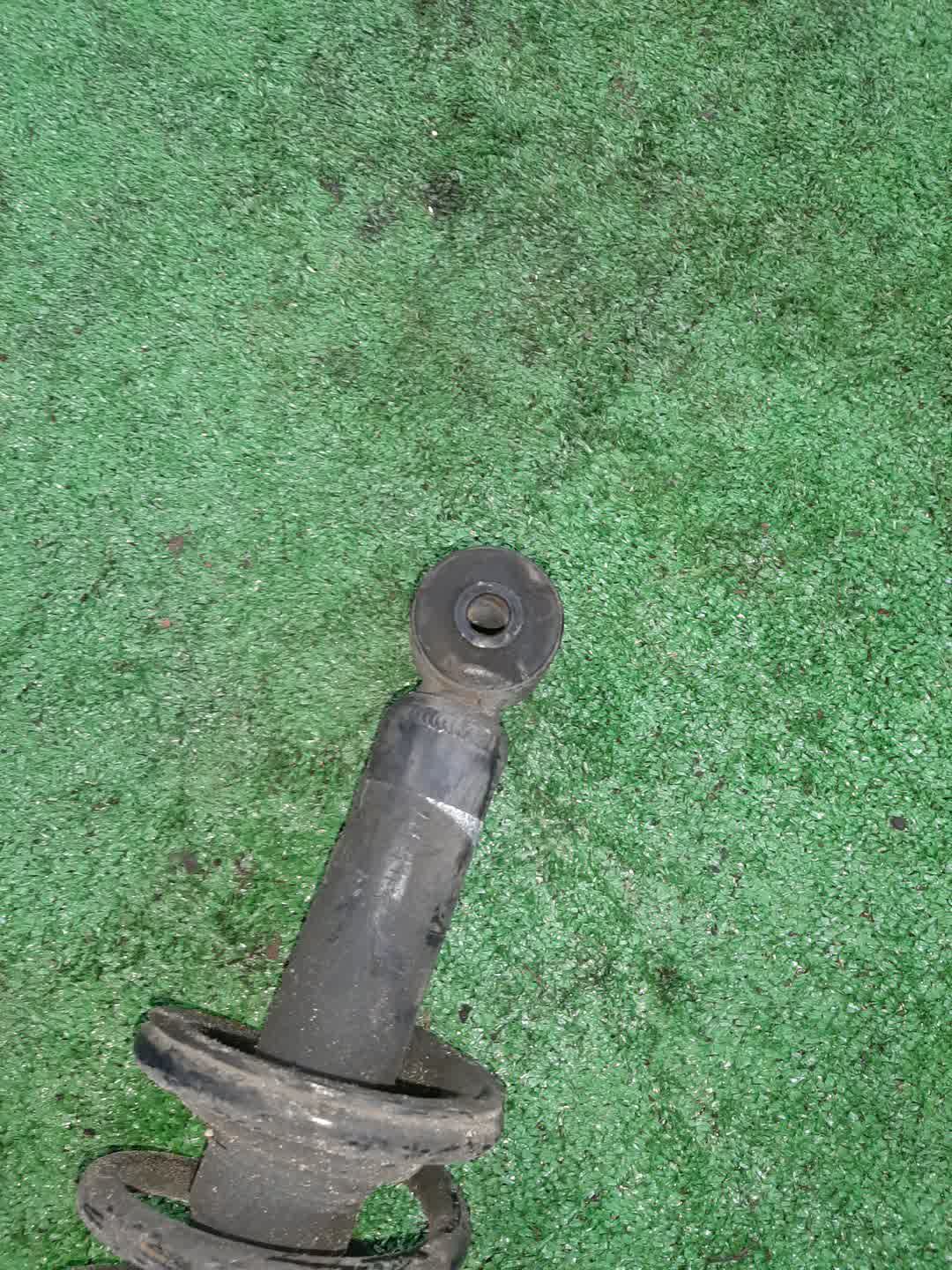 Стойка правая задняя MITSUBISHI GALANT, GALANT FORTIS CX6A, CX4A, CX3A, CY4A, CY3A, CY6A 4J10, 4B11, 4B10 3 ракурс