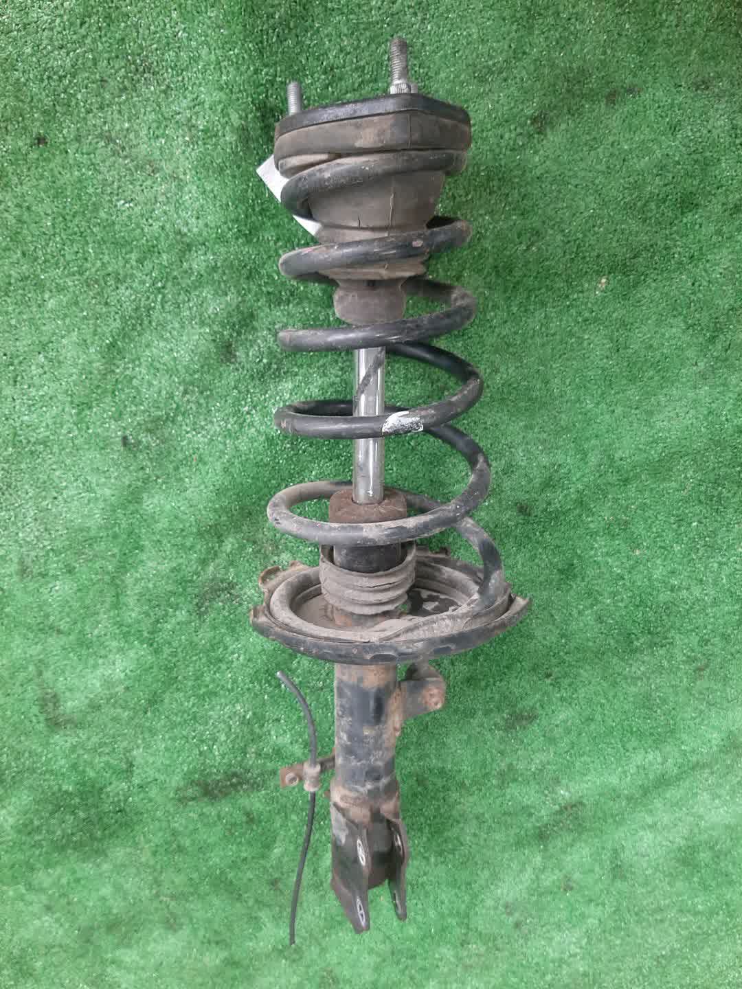 Стойка левая задняя  TOYOTA HARRIER, RX350, RX300, RX330, RX400H MCU35W, GSU35W, ACU35W, MHU38W,  1MZ-FE, 2GR-FE, 2AZ-FE, 3MZ-FE 1 ракурс
