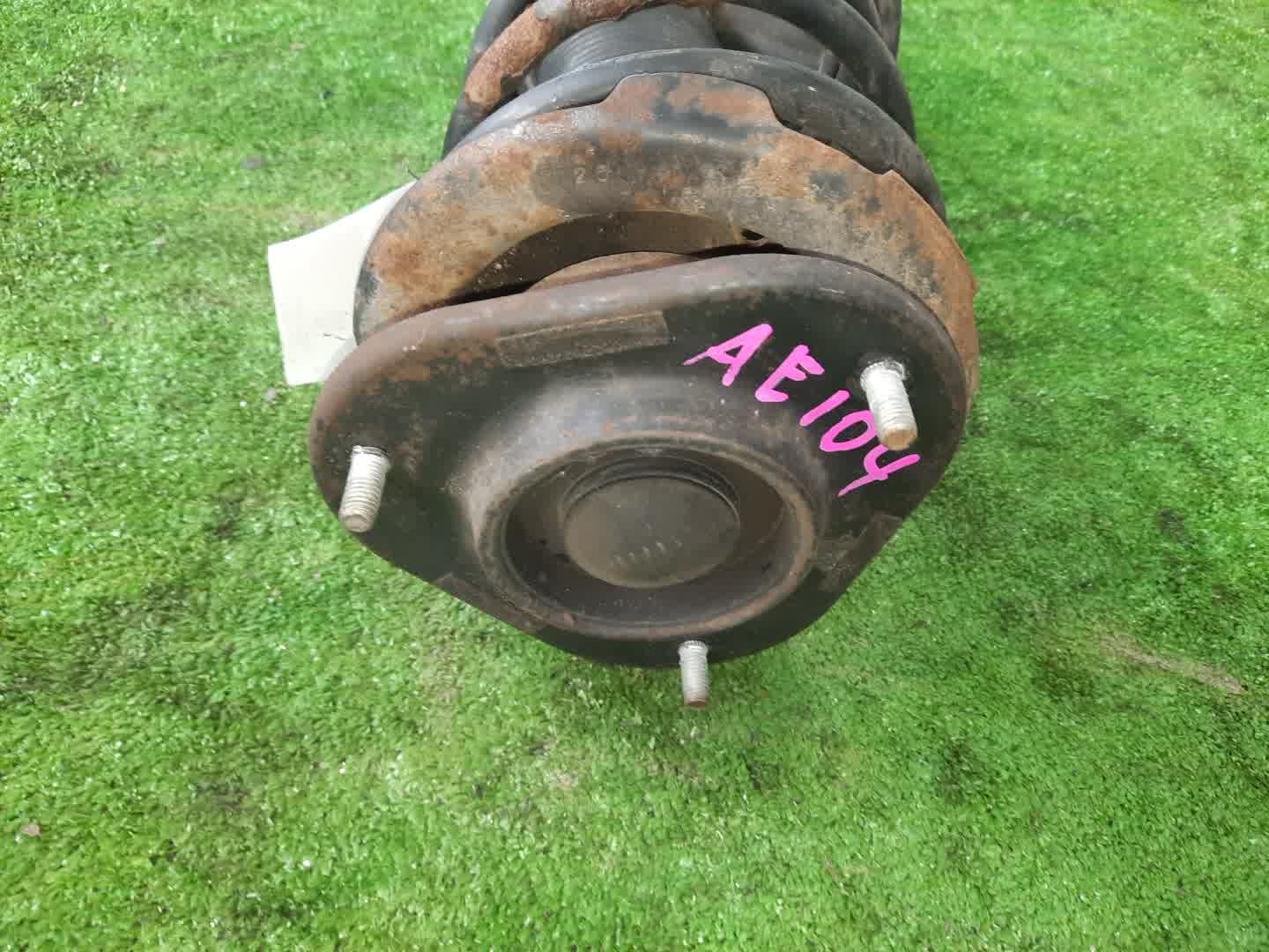 Стойка левая передняя TOYOTA SPRINTER CARIB, COROLLA, SPRINTER AE114G, AE115G, AE114, AE104 4A-FE, 7A-FE 2 ракурс