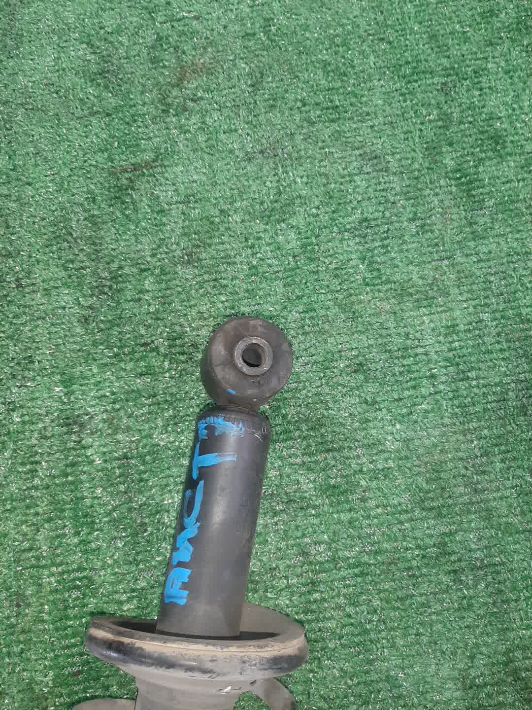 Стойка правая задняя MITSUBISHI GALANT FORTIS CX6A, CX4A, CX3A, CY4A, CY3A, CY6A 4J10, 4B11, 4B10 3 ракурс