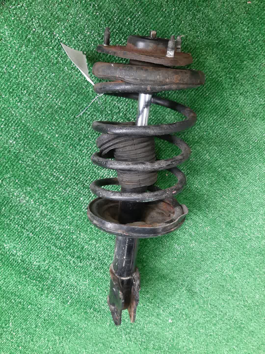 Стойка правая передняя MITSUBISHI AIRTREK CU2W, CU4W, CU5W 4G63, 4G63T, 4G64, 4G69 1 ракурс
