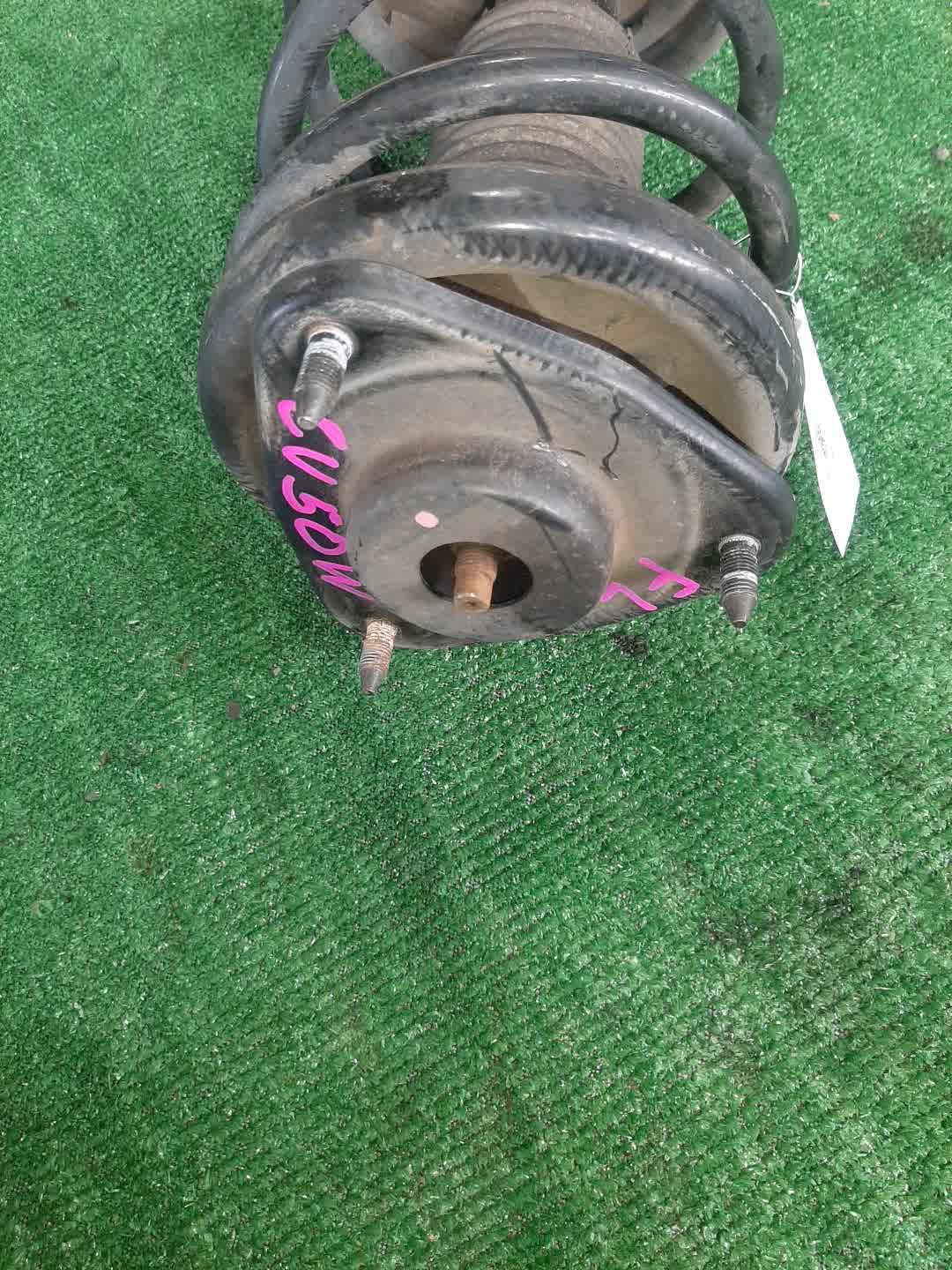 Стойка левая передняя MITSUBISHI AIRTREK CU2W, CU4W, CU5W 4G63, 4G63T, 4G64, 4G69 2 ракурс