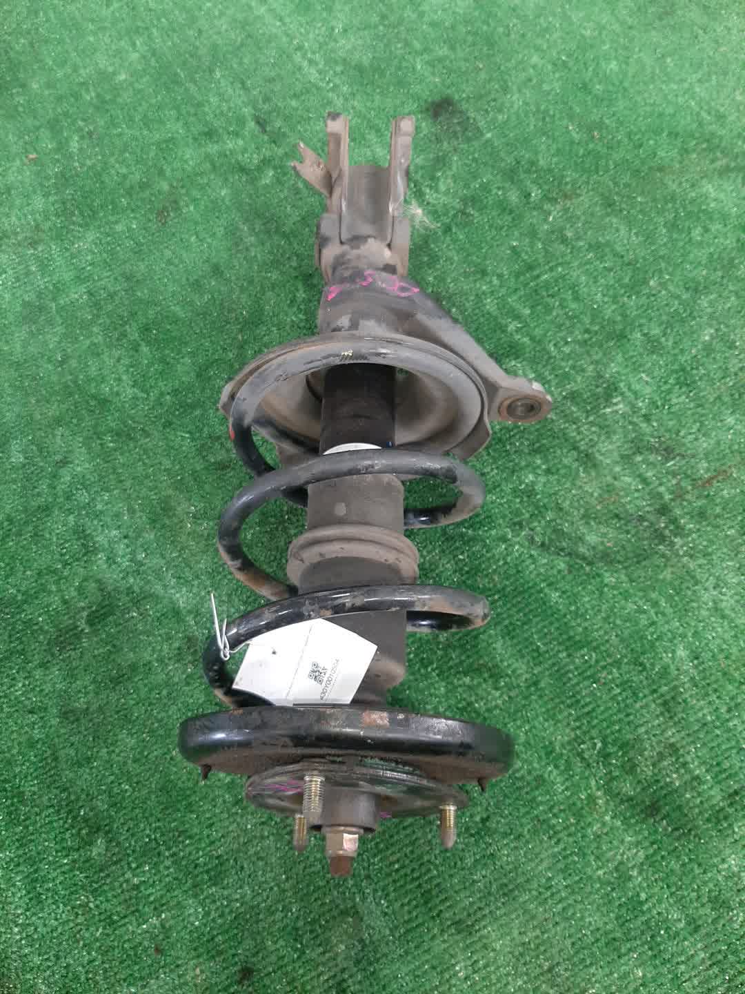 Стойка правая передняя HONDA INTEGRA DC5 K20A 1 ракурс