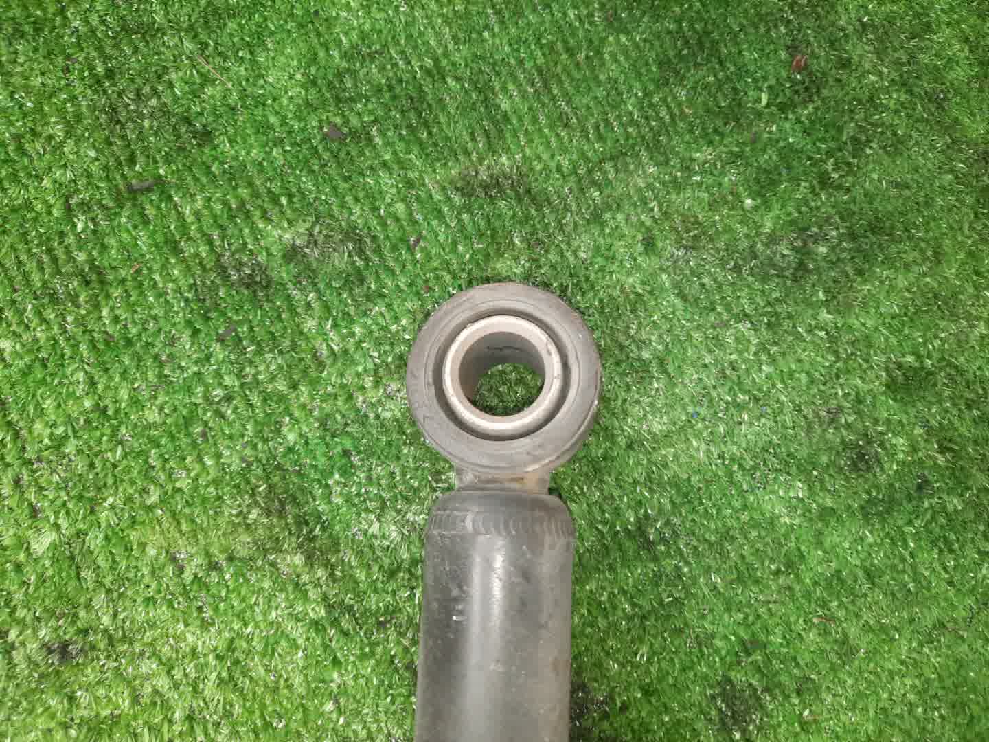 Стойка правая задняя TOYOTA COROLLA, OPA, PREMIO, COROLLA SPACIO, VISTA, ALLION, COROLLA FIELDER, ALLEX, COROLLA RUNX, SIENTA, WILL VS, VISTA ARDEO, COROLLA  AXIO NZE121, NZE120, NZE141, ZZE122, CE121, ZZE123, ACT10, ZCT10, ZZT240, NZT240, AZT240, NZ