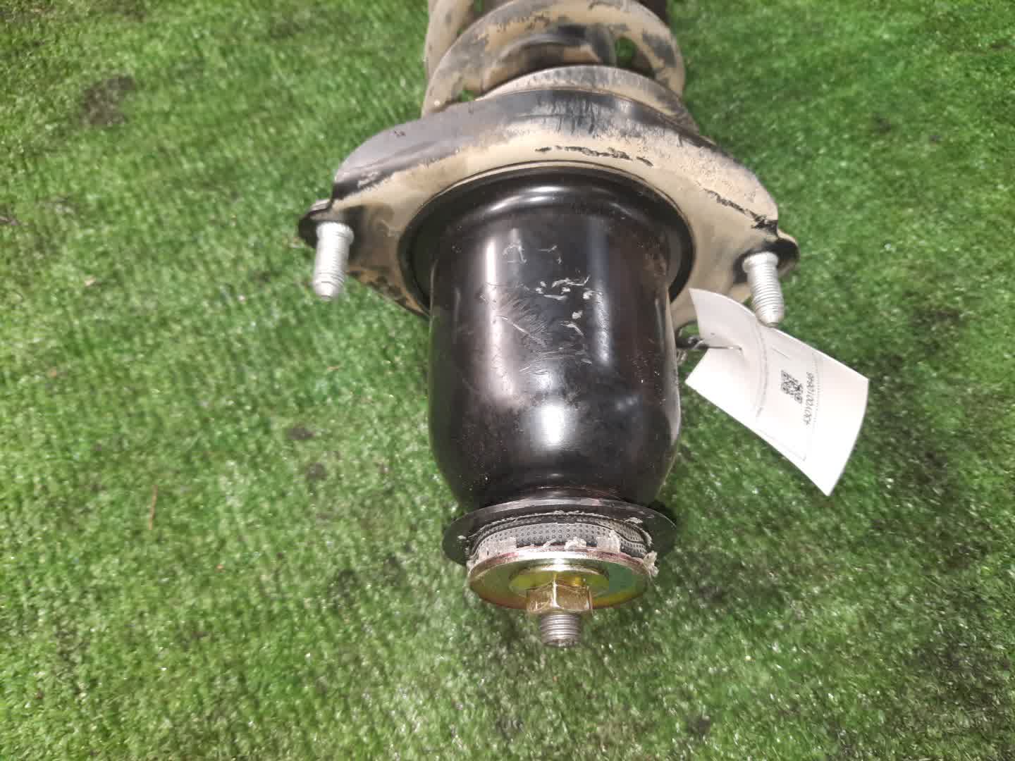 Стойка левая задняя TOYOTA COROLLA, OPA, PREMIO, PRIUS, COROLLA SPACIO, VISTA, ALLION, COROLLA FIELDER, ALLEX, COROLLA RUNX, SIENTA, WILL VS, VISTA ARDEO, COROLLA  AXIO NZE121, NZE120, NZE141, ZZE122, CE121, ZZE123, ACT10, ZCT10, ZZT240, NZT240, AZT2