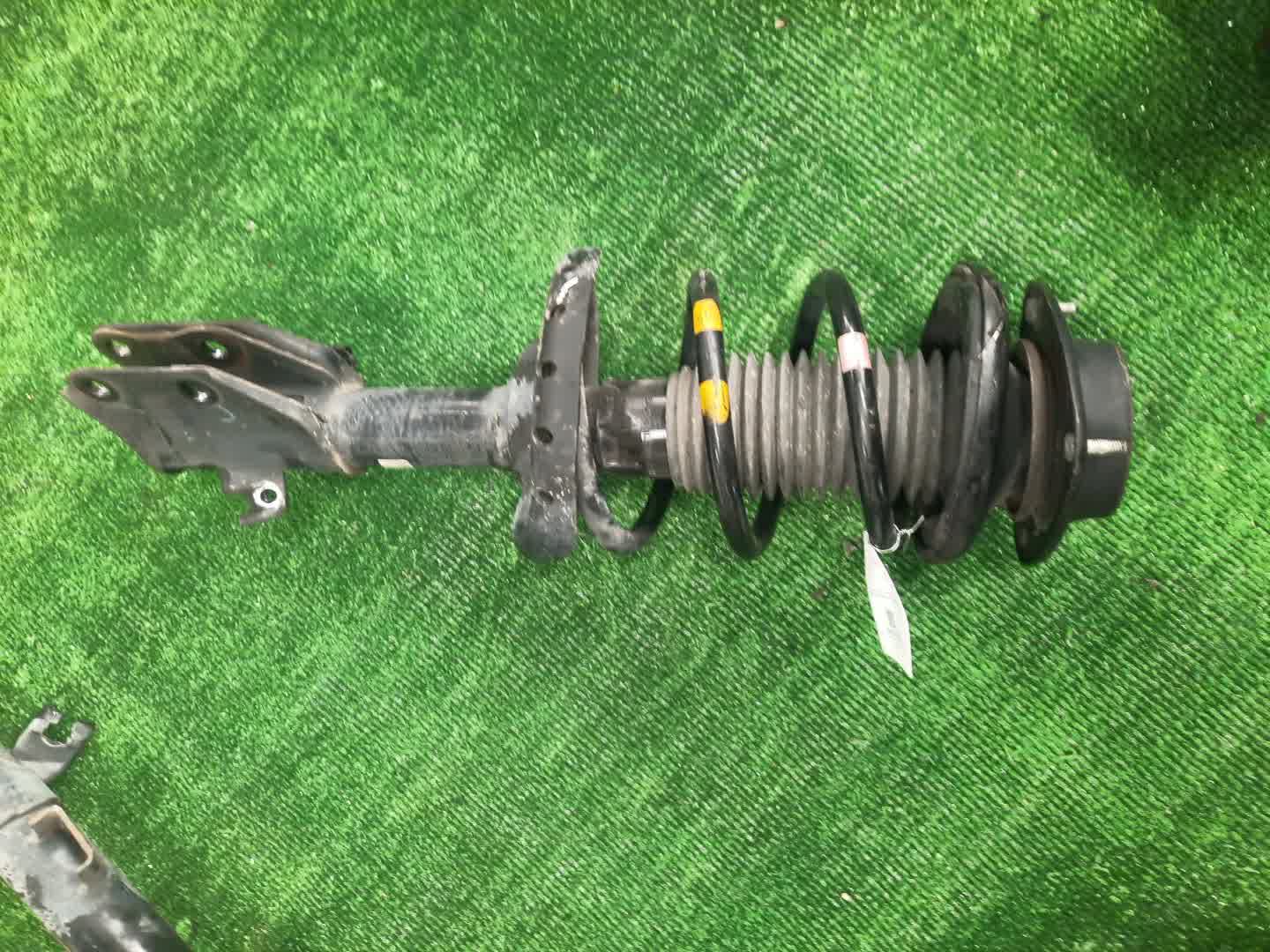 Стойка левая передняя SUBARU XV GPE, GP7 FB20 1 ракурс
