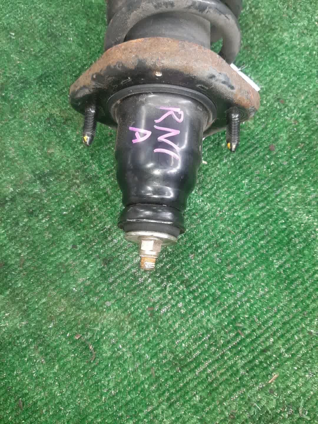 Стойка правая задняя HONDA STREAM RN2, RN1, RN3, RN4, RN5 D17A, K20A, K20B 2 ракурс