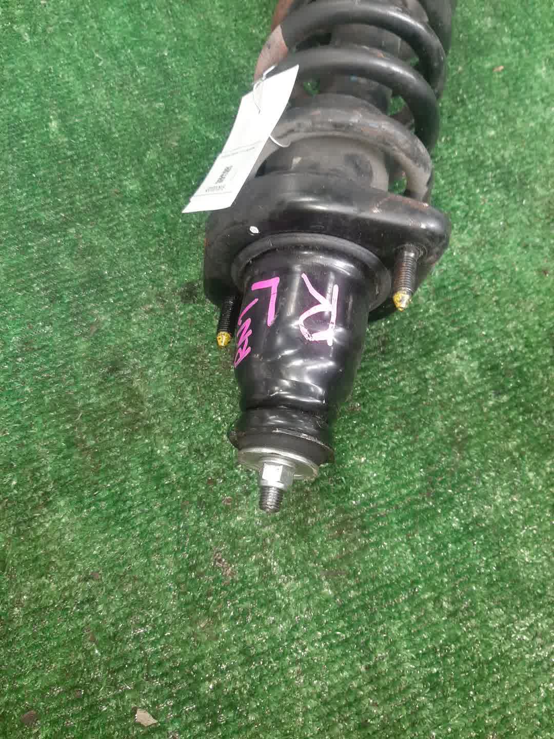 Стойка правая задняя HONDA STREAM RN2, RN1, RN3, RN4, RN5 D17A, K20A, K20B 2 ракурс