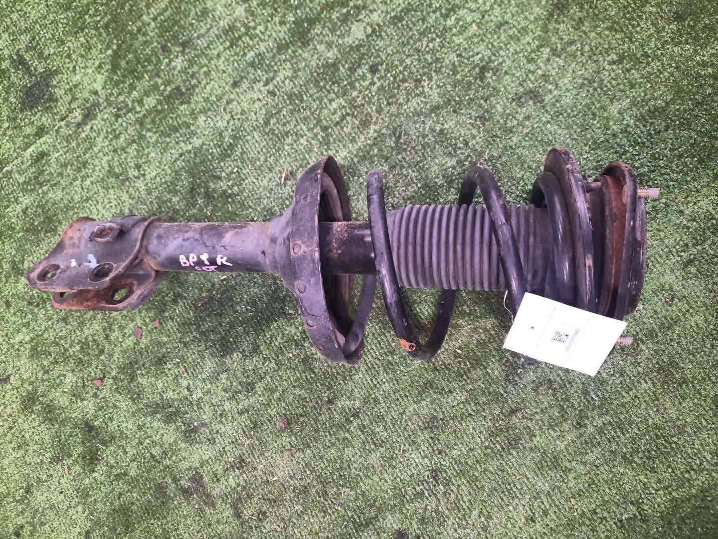 Стойка правая передняя SUBARU OUTBACK BPH, BP9, BPE EJ25T, EJ25E, EZ30DE 1 ракурс