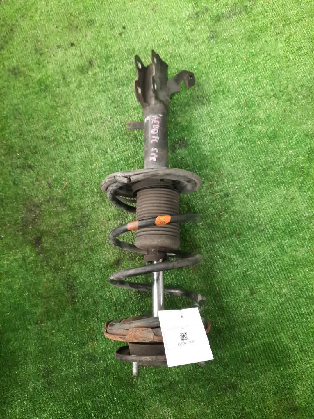 Стойка левая передняя TOYOTA CERES, COROLLA, COROLLA LEVIN, SPRINTER MARINO, SPRINTER, SPRINTER TRUENO AE100, AE110, EE101, EE111, EE108 5A-FE, 4E-FE, 3E 1 ракурс