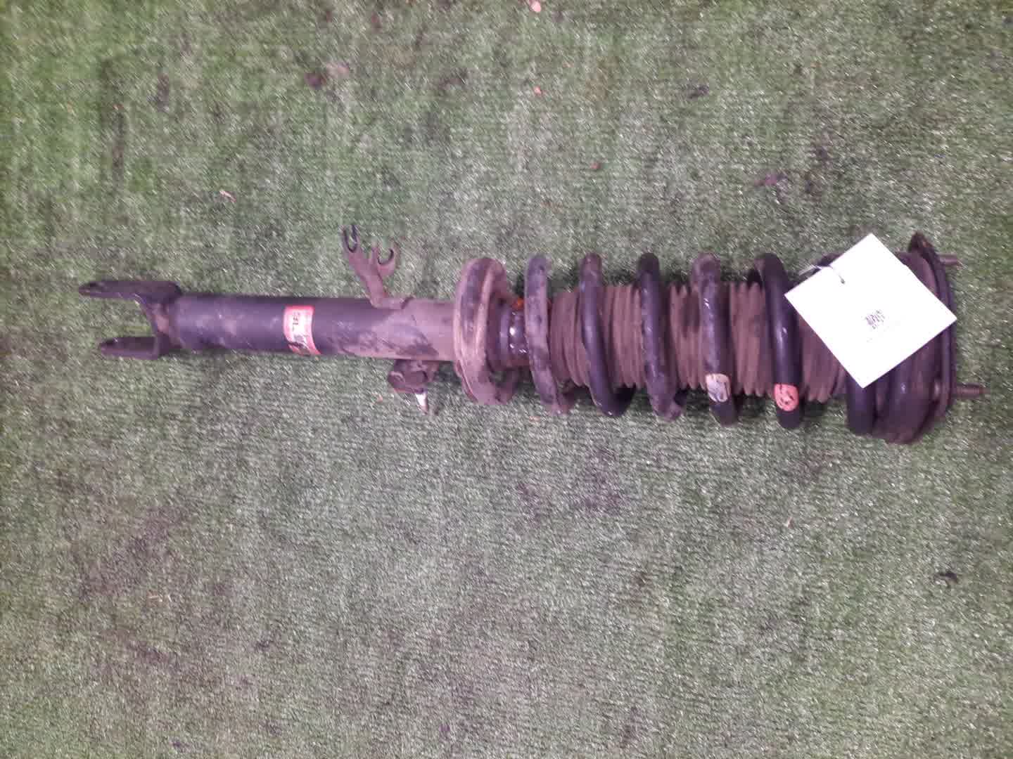 Стойка левая передняя NISSAN FUGA Y50, PY50 VQ25DE, VQ25HR, VQ35HR, VQ35DE 1 ракурс