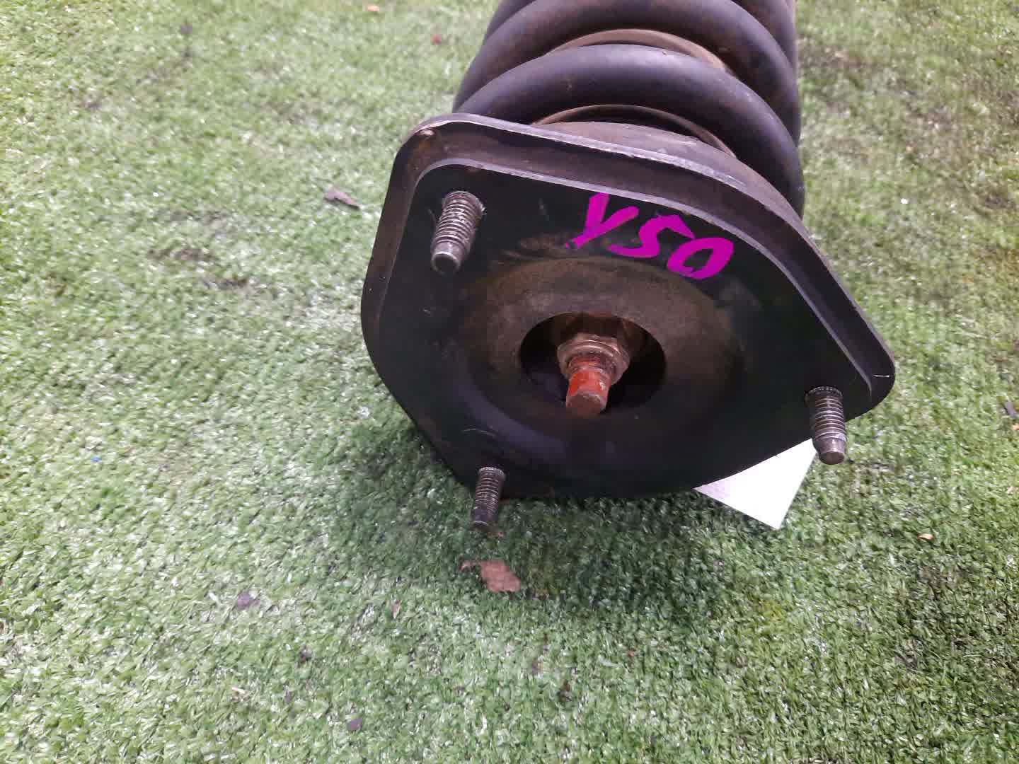 Стойка правая передняя NISSAN FUGA Y50, PY50 VQ25DE, VQ25HR, VQ35HR, VQ35DE 2 ракурс