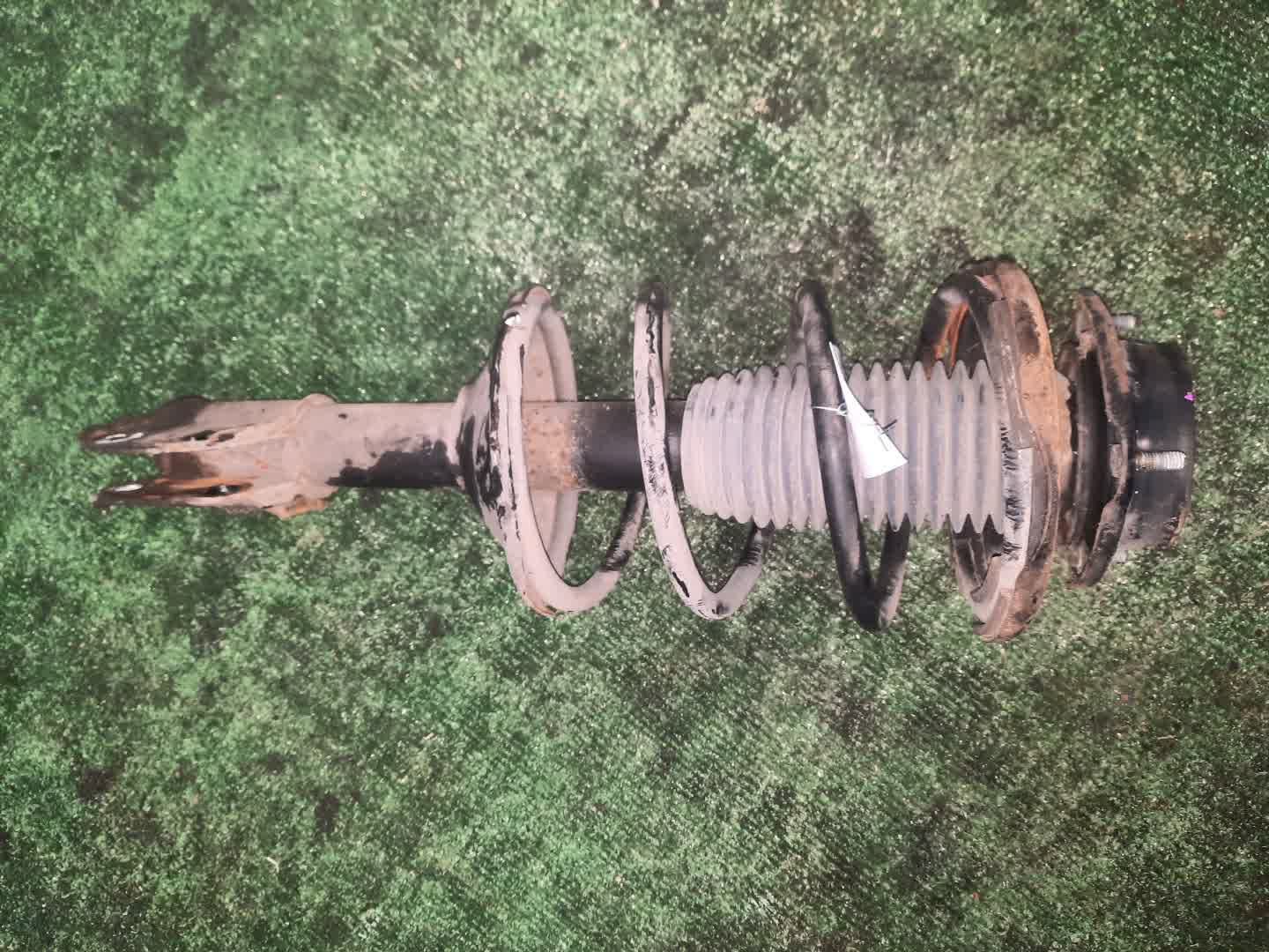 Стойка левая передняя SUBARU LEGACY BF5, BF3, BC3, BC5 EJ20DE, EJ20T, EJ20E, EJ18, EJ18S 1 ракурс
