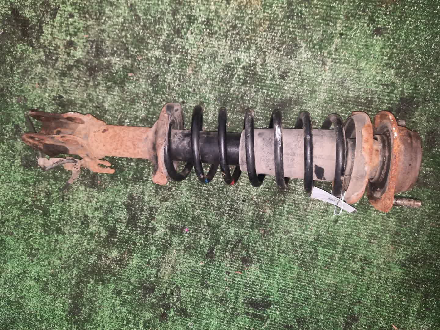 Стойка правая передняя MAZDA DEMIO DW3W, DW5W B3E, B3ME, B3, B5E, B5ME, B5 1 ракурс