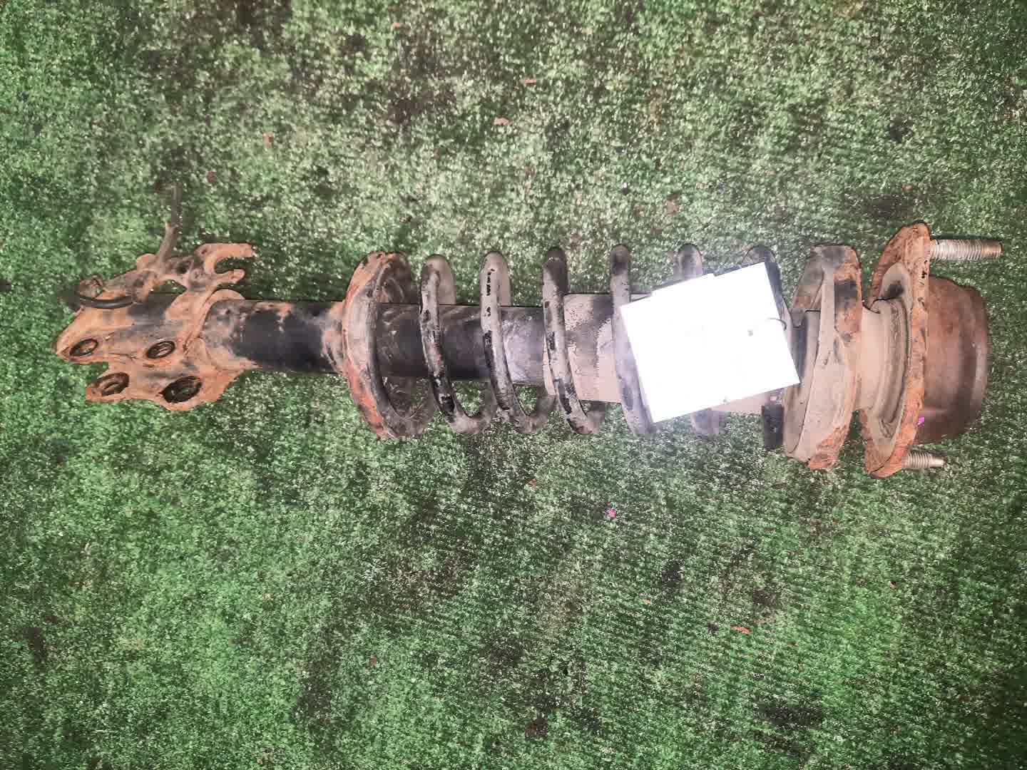 Стойка левая передняя MAZDA DEMIO DW3W, DW5W B3E, B3ME, B3, B5E, B5ME, B5 1 ракурс