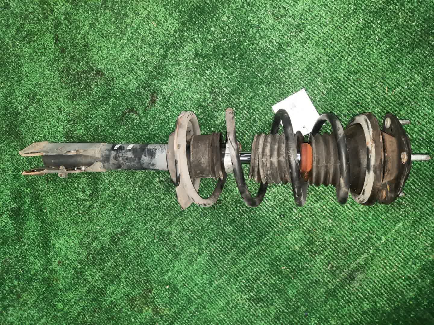 Стойка левая передняя TOYOTA FUNCARGO, IST, PLATZ, RAUM, VITZ, WILL VI, PROBOX, BB, PORTE, SUCCEED, WILL CYPHA NCP20, NCP21, NCP60, NCP61, NCP12, SCP11, NCZ20, SCP10, NCP10, SCP13, NCP13, NCP19, NCP51V, NCP58G, NCP50V, NLP51, NCP52V, NCP30, NCP31, NC Стойка левая передняя TOYOTA FUNCARGO, IST, PLATZ, RAUM, VITZ, WILL VI, PROBOX, BB, PORTE, SUCCEED, WILL CYPHA NCP20, NCP21, NCP60, NCP61, NCP12, SCP11, NCZ20, SCP10, NCP10, SCP13, NCP13, NCP19, NCP51V, NCP58G, NCP50V, NLP51, NCP52V, NCP30, NCP31, NC