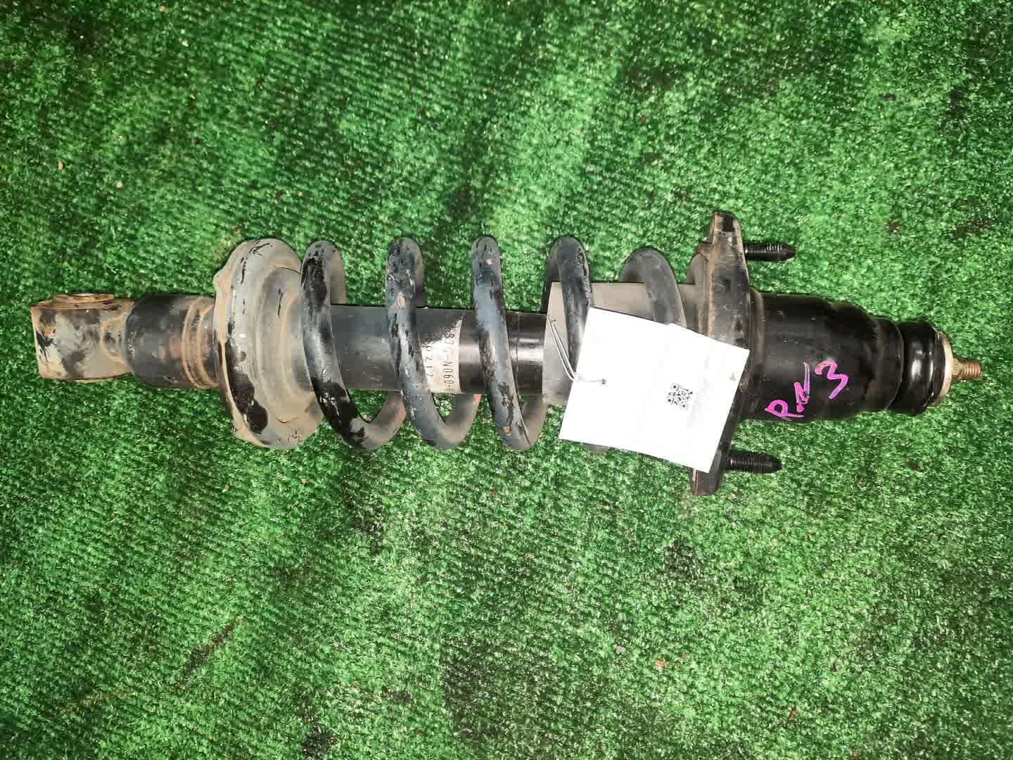 Стойка правая задняя HONDA STREAM RN2, RN1, RN3, RN4, RN5 D17A, K20A, K20B 1 ракурс