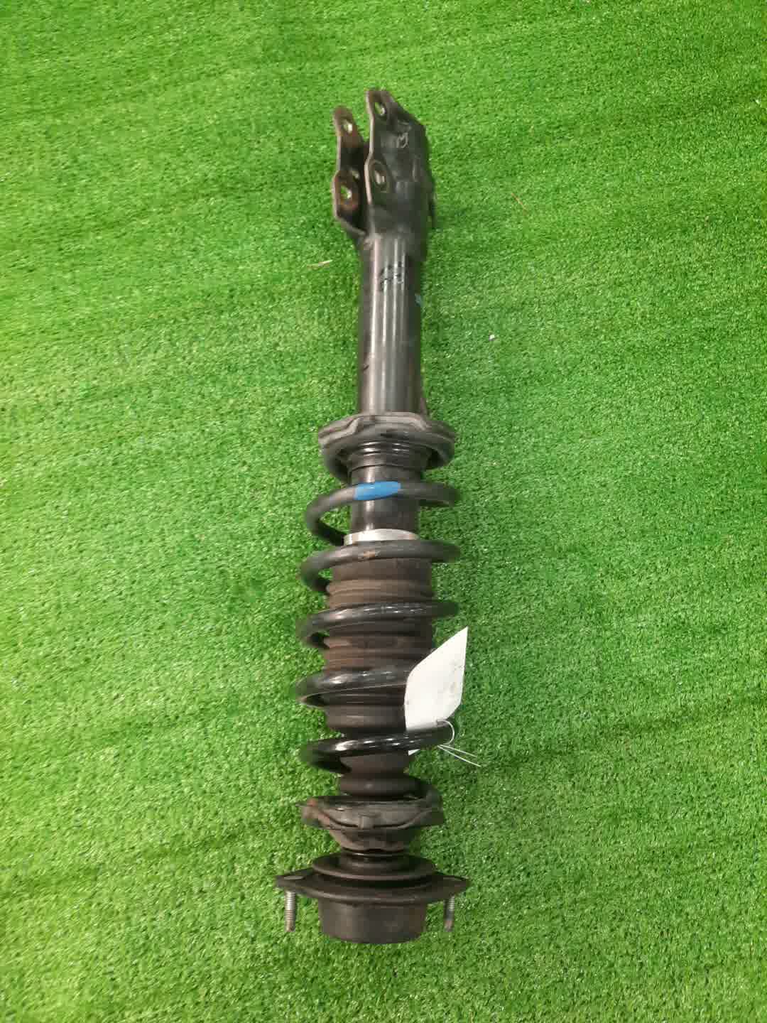 Стойка правая передняя TOYOTA PASSO SETTE M512E 3SZ-VE 1 ракурс