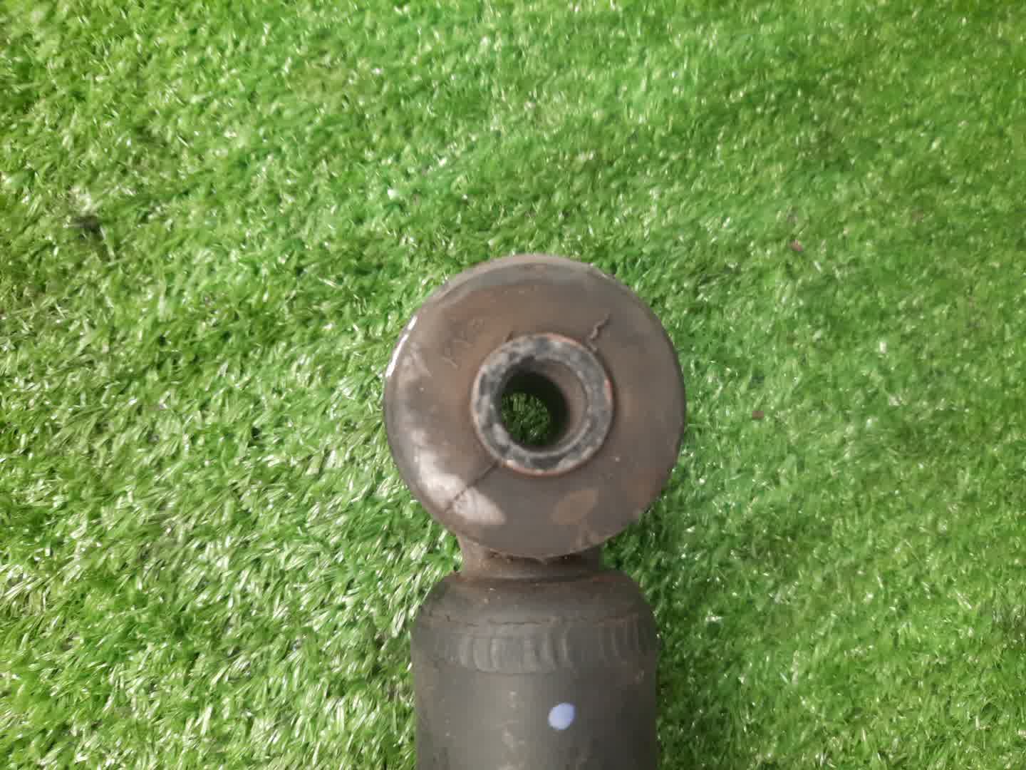 Стойка правая задняя MITSUBISHI GALANT FORTIS CX6A, CX4A, CX3A, CY4A, CY3A, CY6A 4J10, 4B11, 4B10 3 ракурс