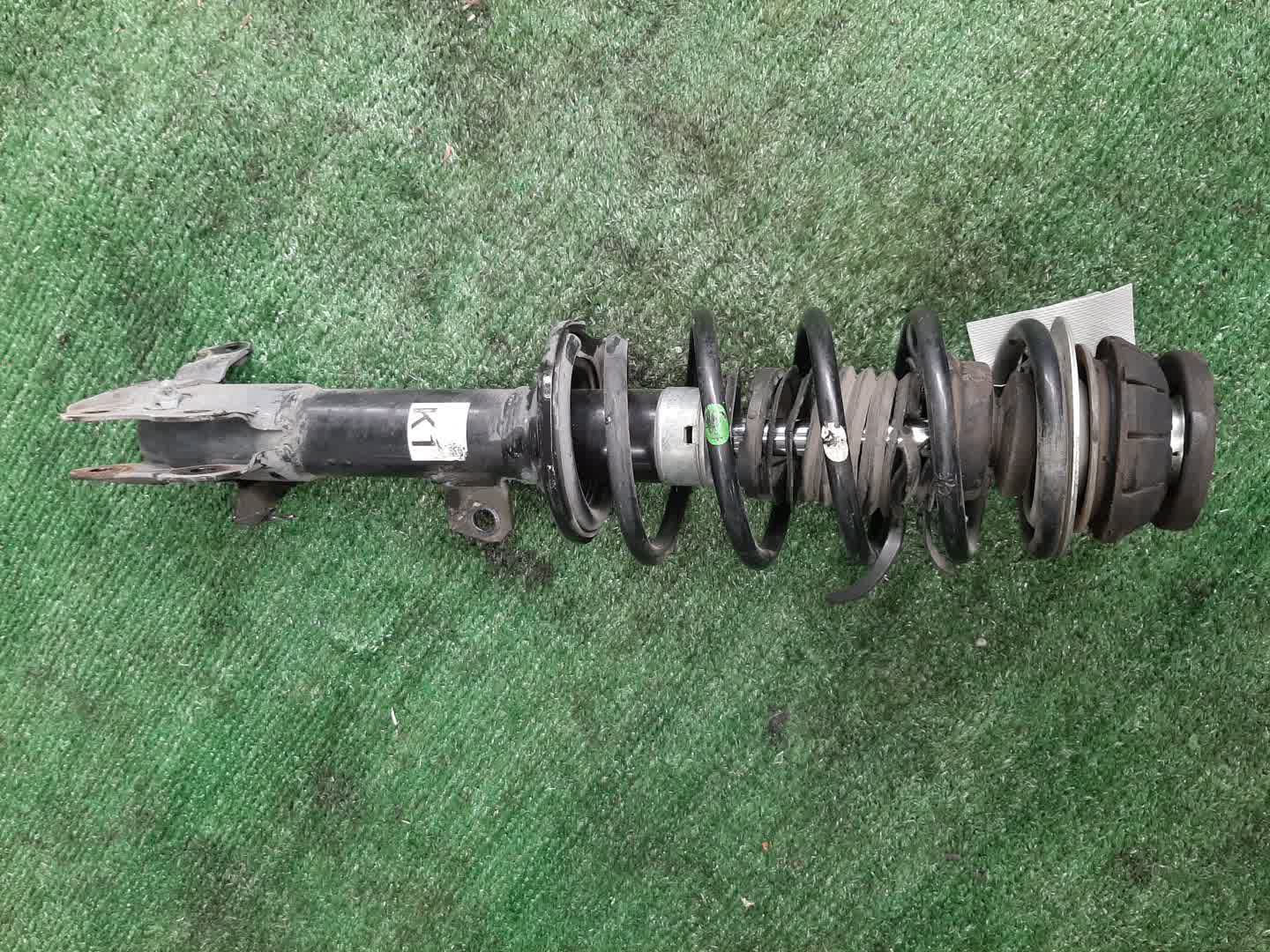 Стойка правая передняя SUZUKI SOLIO MA36S K12C 1 ракурс