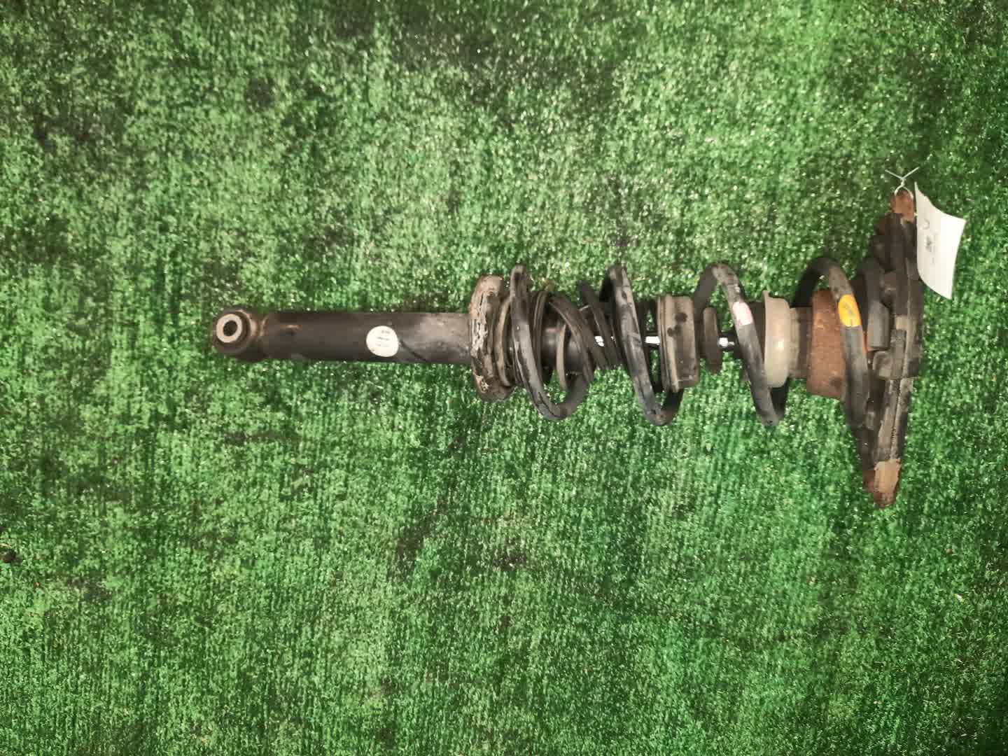 Стойка правая задняя NISSAN PRIMERA P12, QP12, TP12, HP12, RP12, WTP12, WHP12, WRP12 QG18DE, QR20DE, SR20VE, QR25DD 1 ракурс